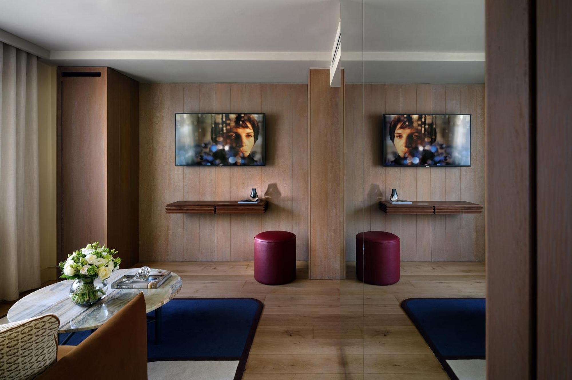 King Suite