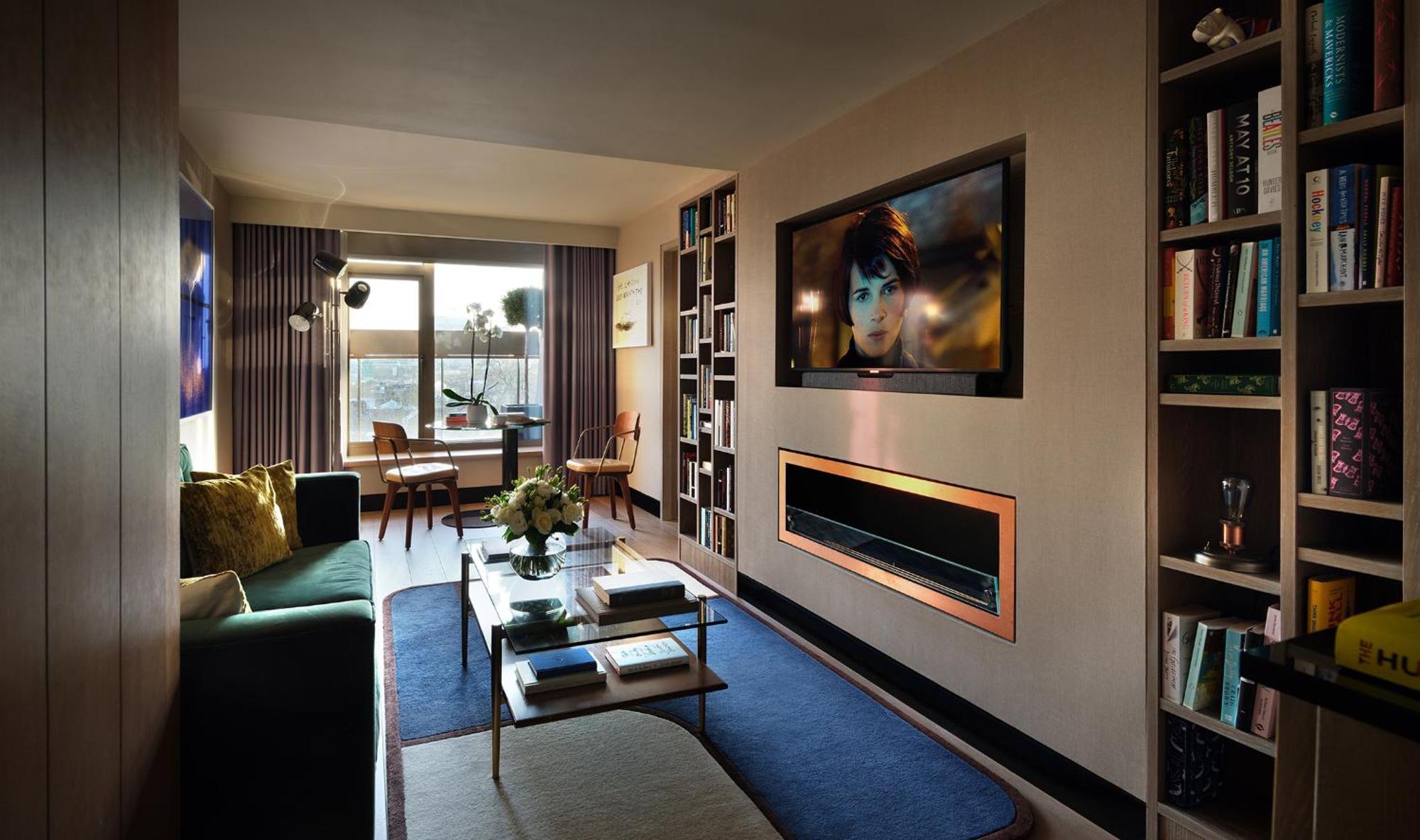 Lockhart Suite
