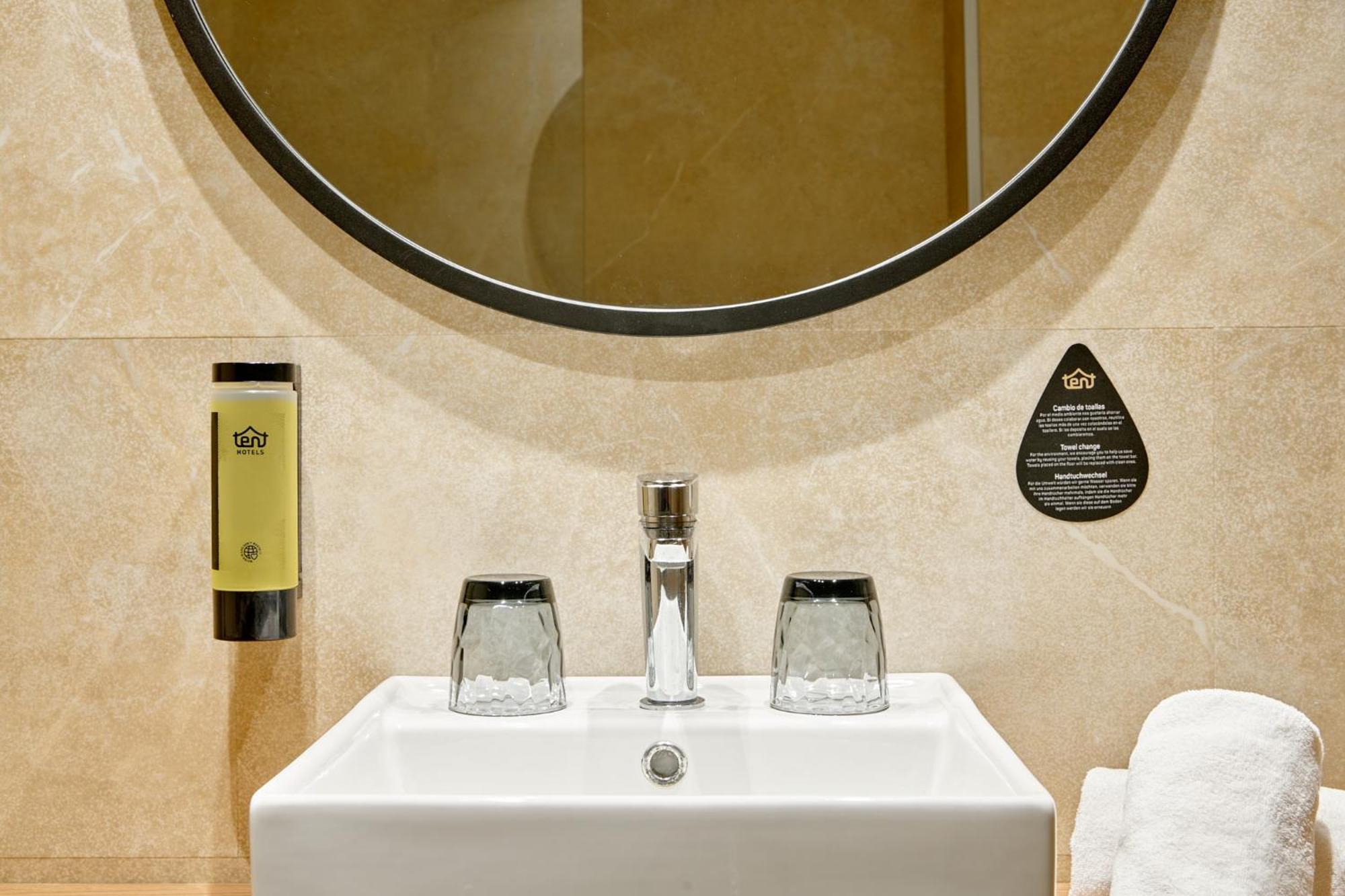 Single Room - Unlimited Brunch,1540792195:JPEG