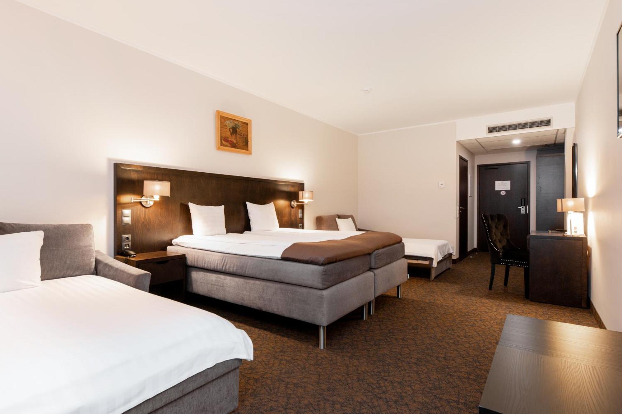 Classic Quadruple Room