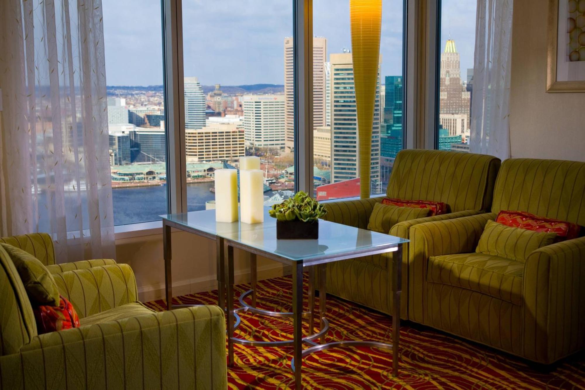 Queen Room Two Queen Beds City View Concierge Level