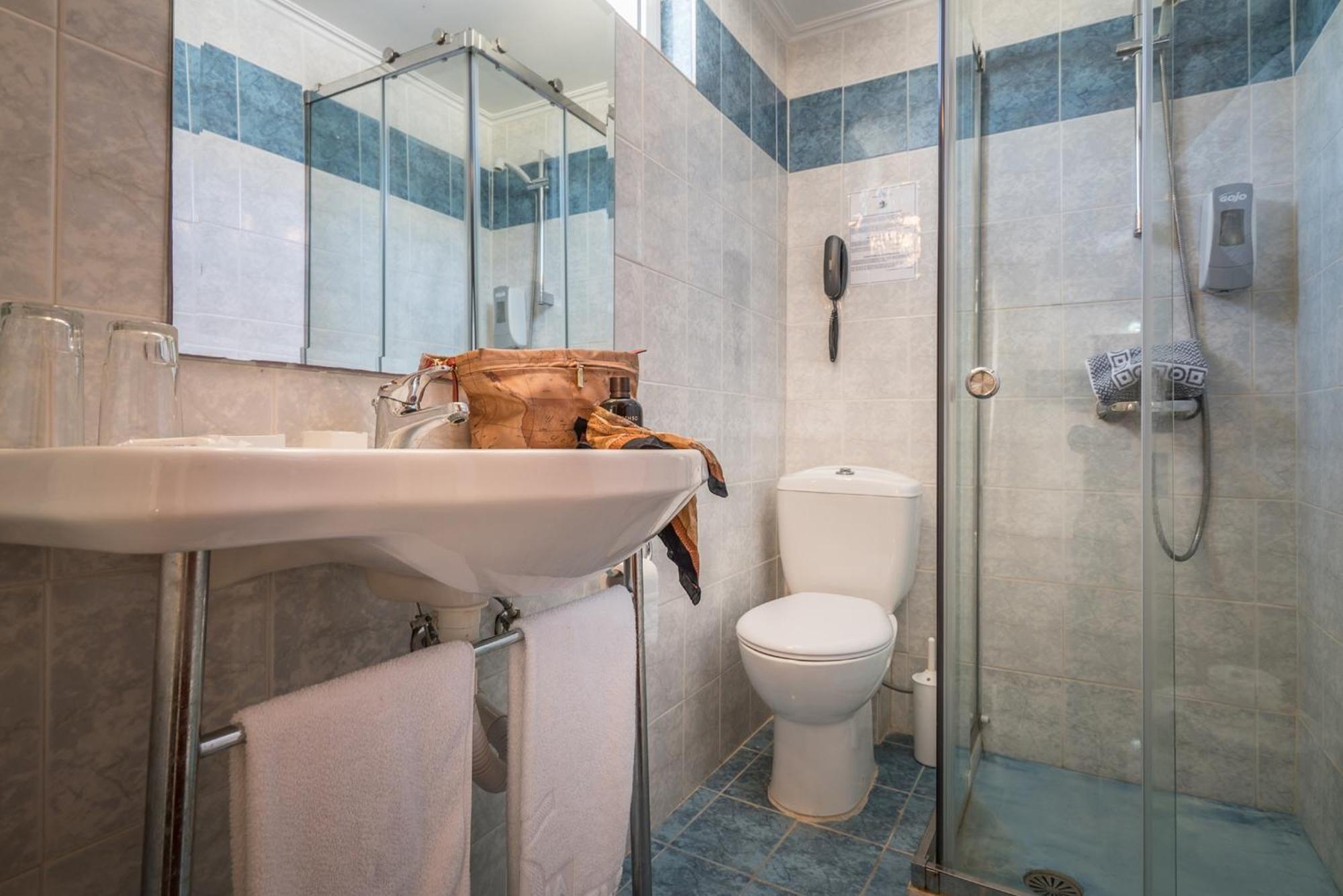 Standard Single Room,1498948240:JPEG
