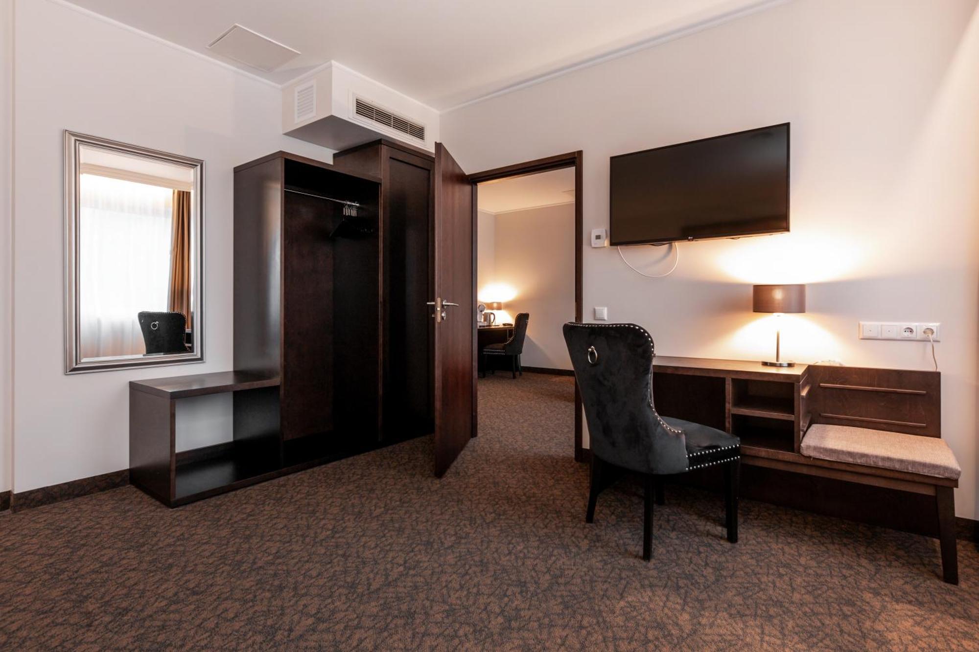 One-Bedroom Suite