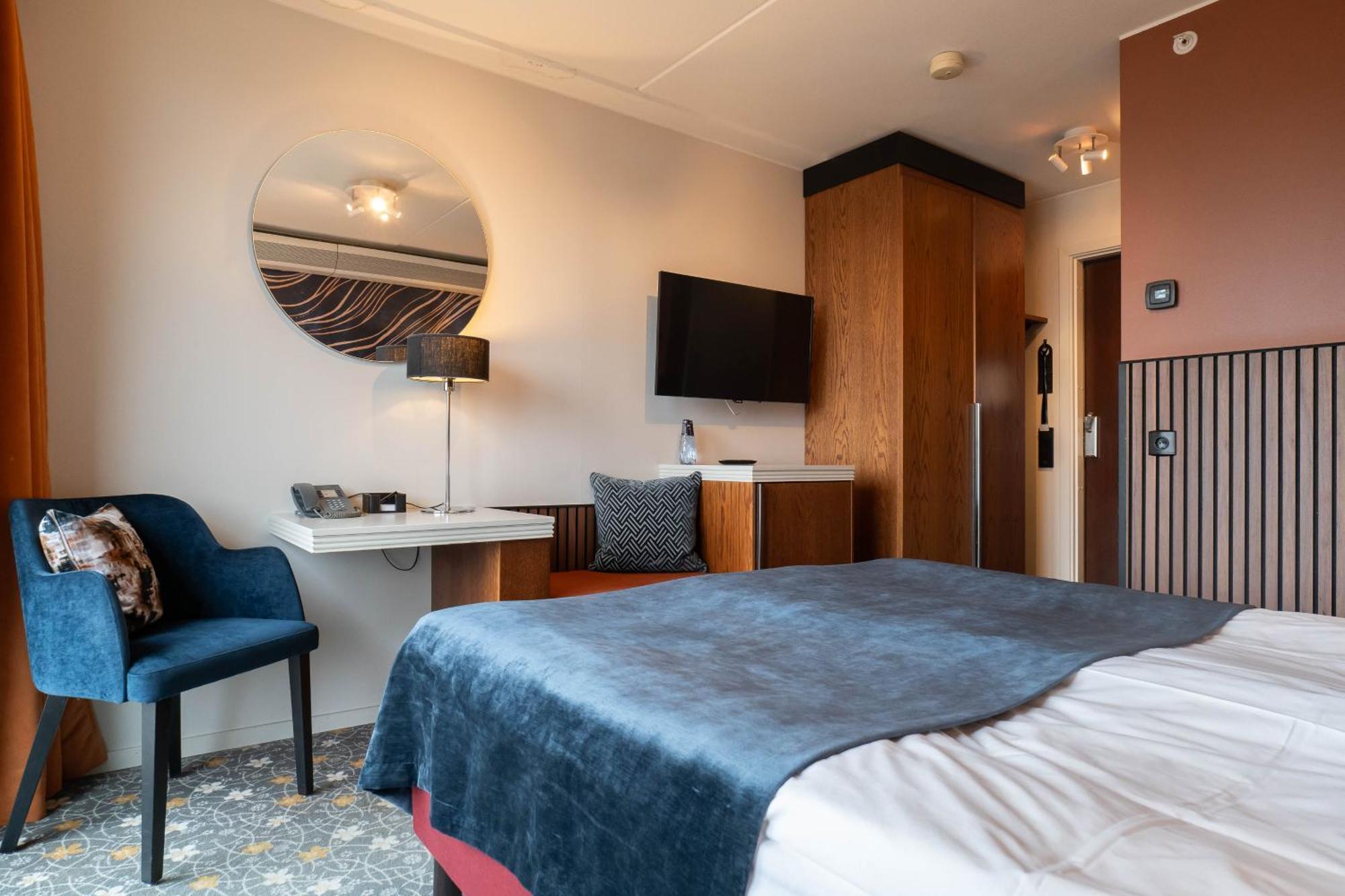 Classic Queen Room