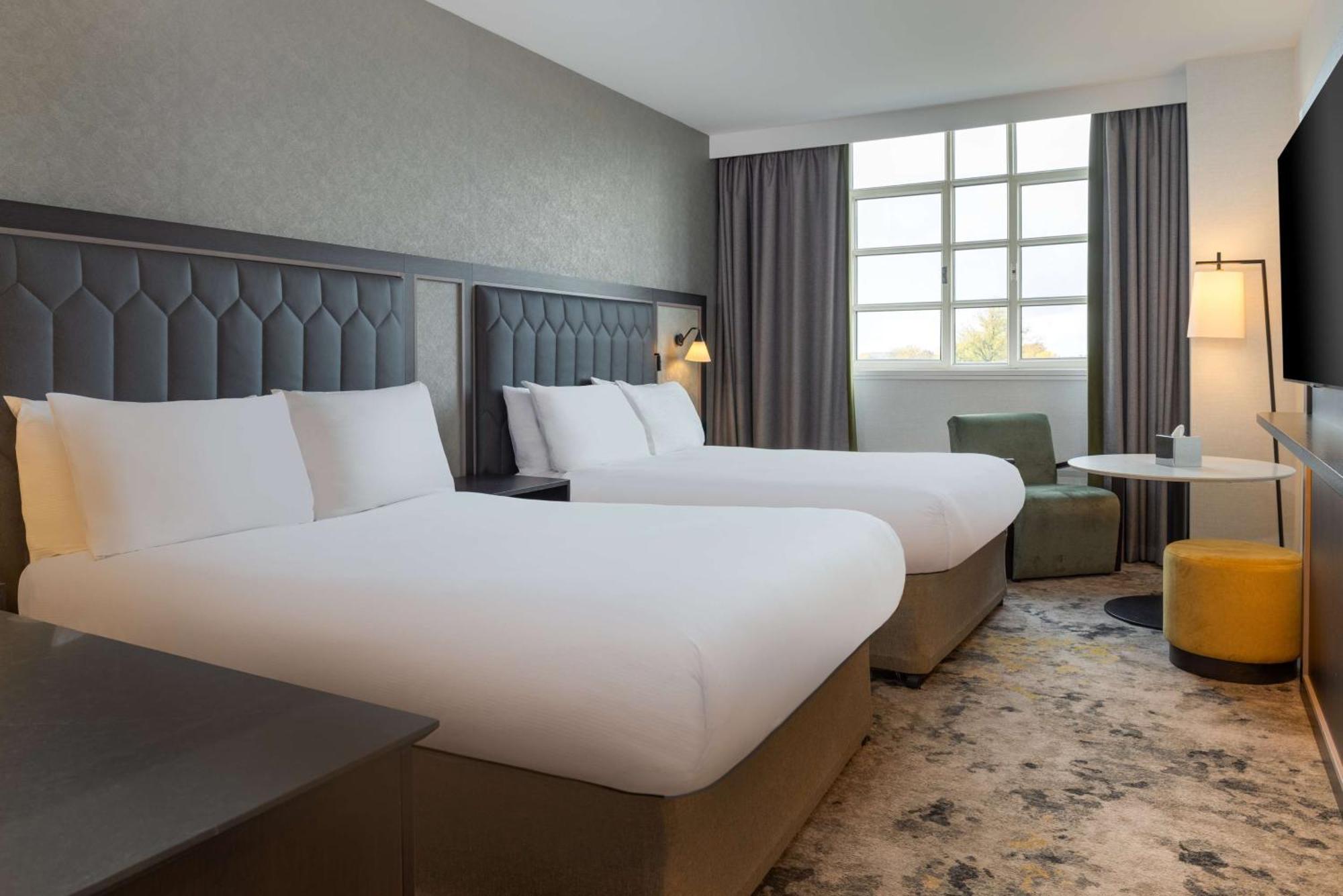 Deluxe Double Room with Two Double Beds and Castle View