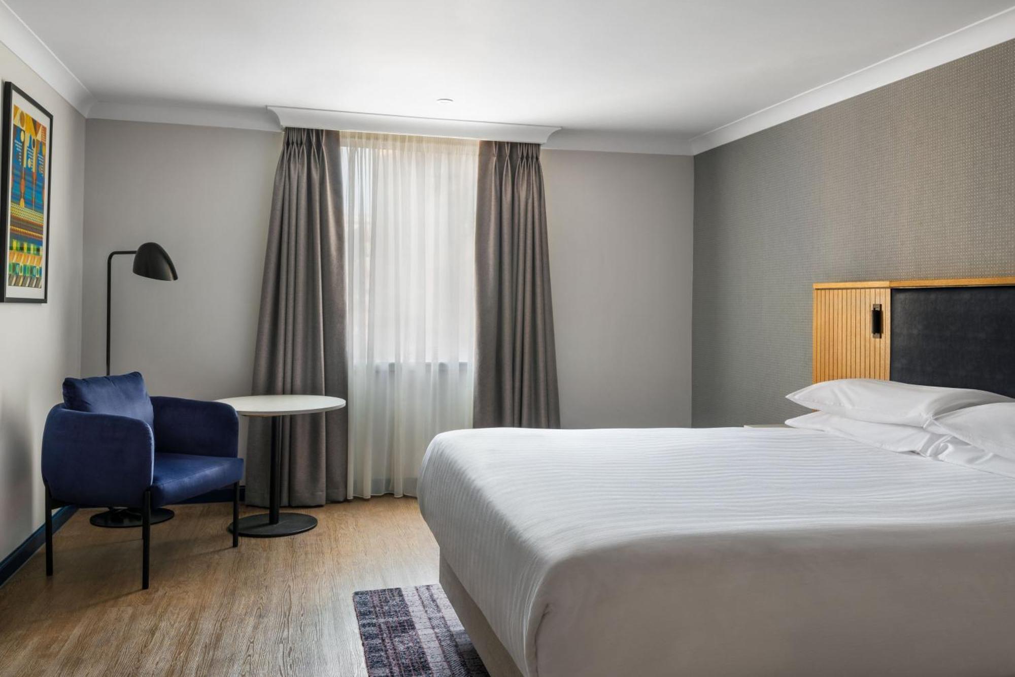 Deluxe Double Room,1516375714:JPEG