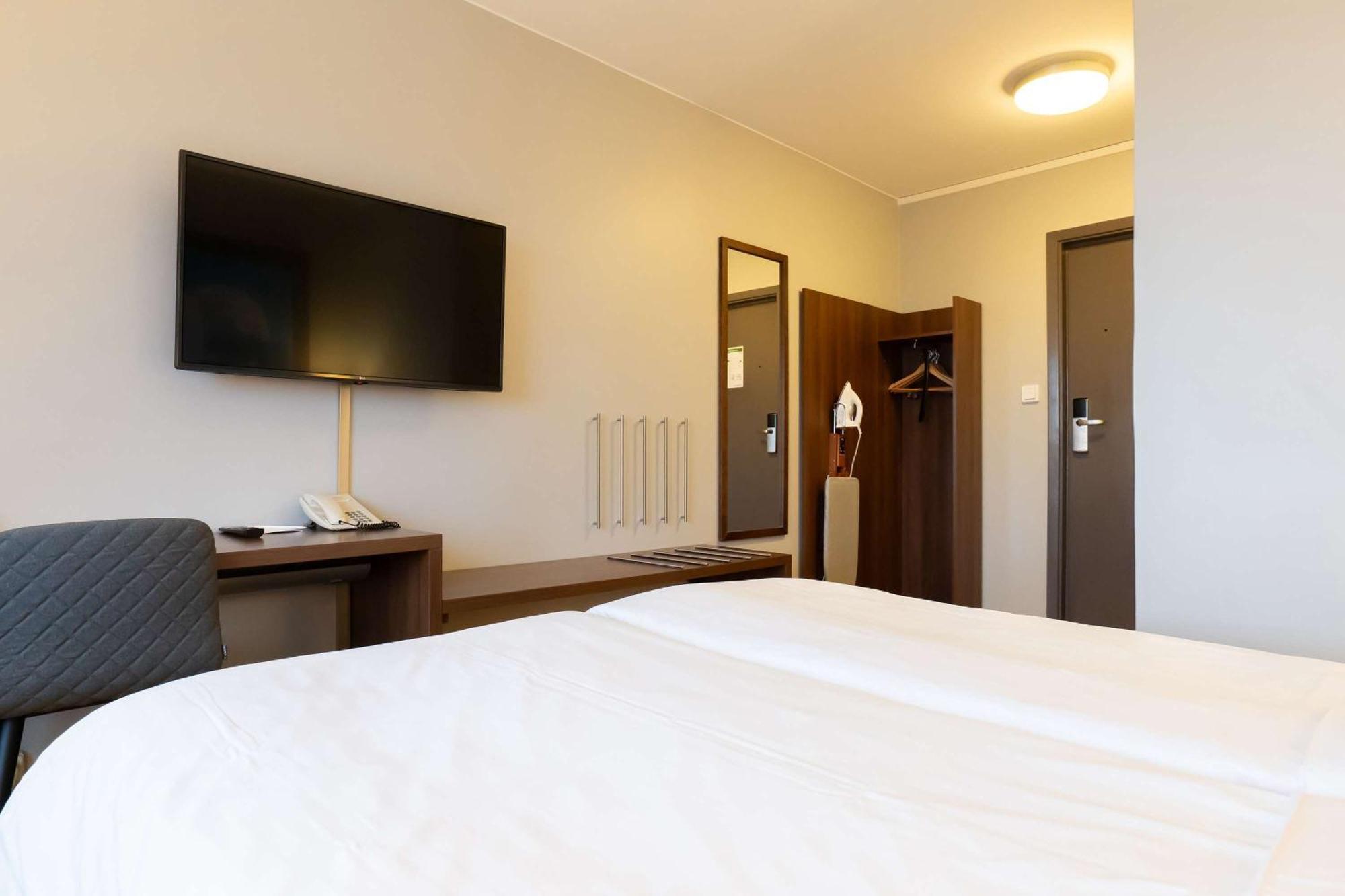 Standard Single Room,1710401299:JPEG
