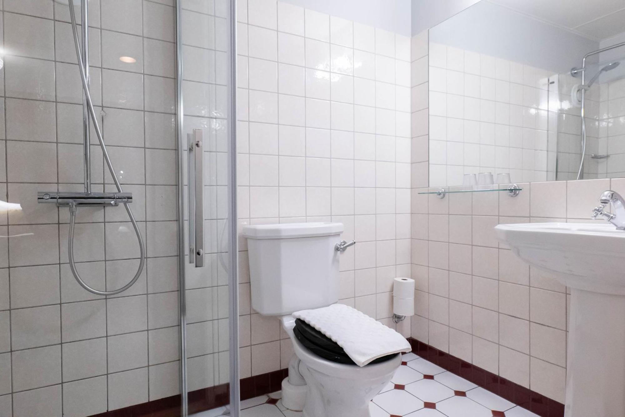 Classic Single Room