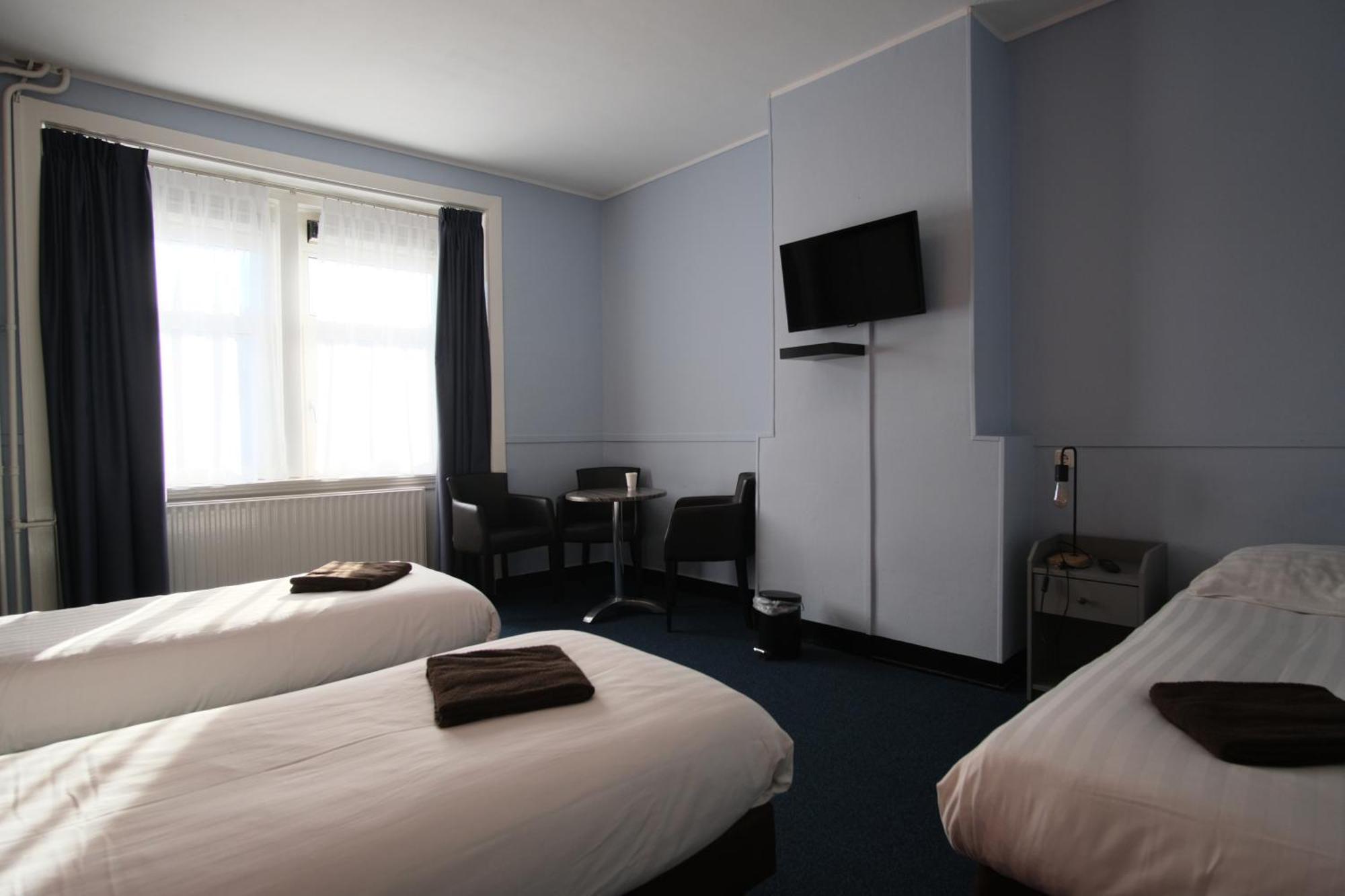 Triple Room,1516412413:JPEG