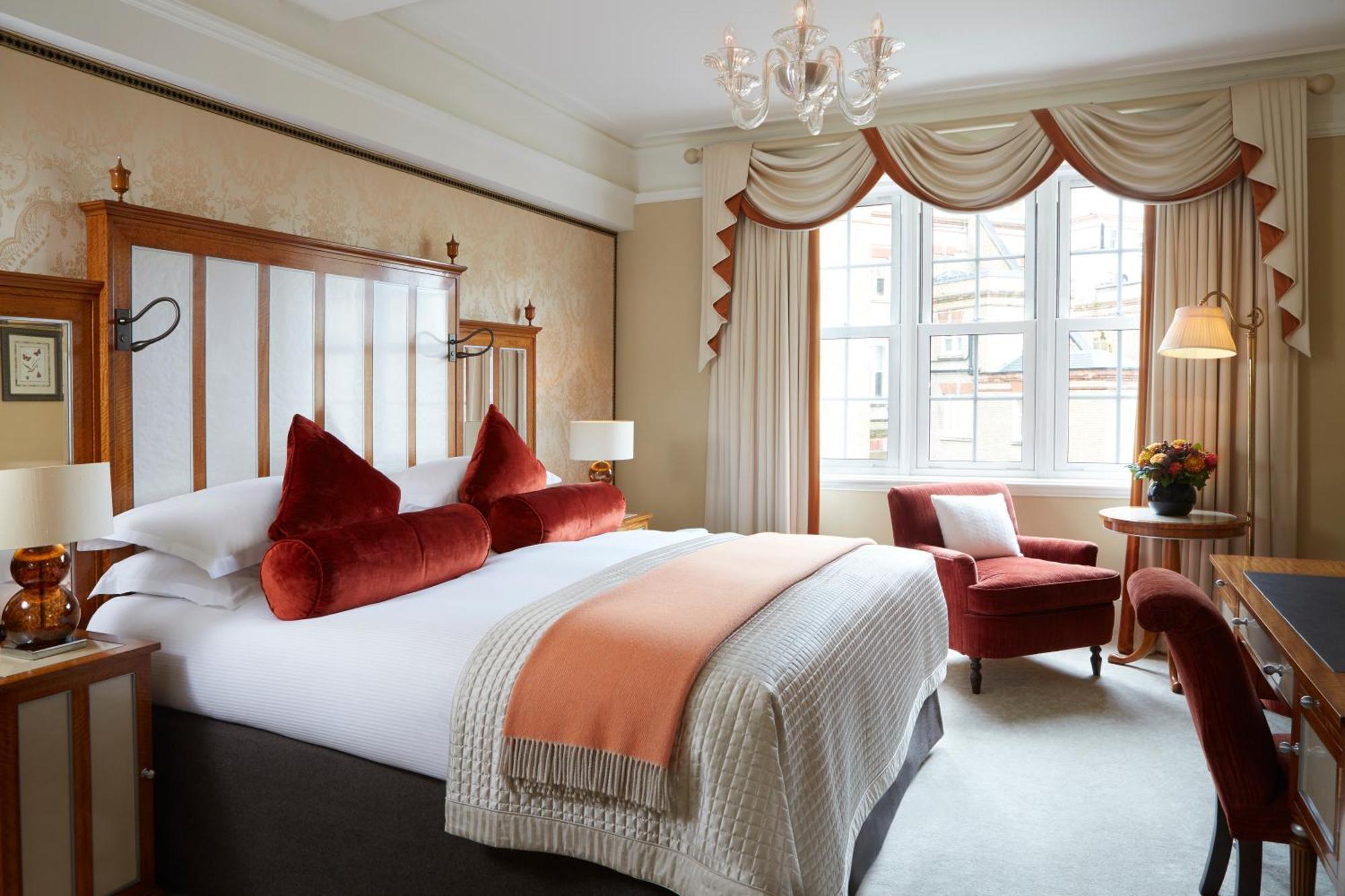 Superior Double or Twin Room,1742579810:JPEG