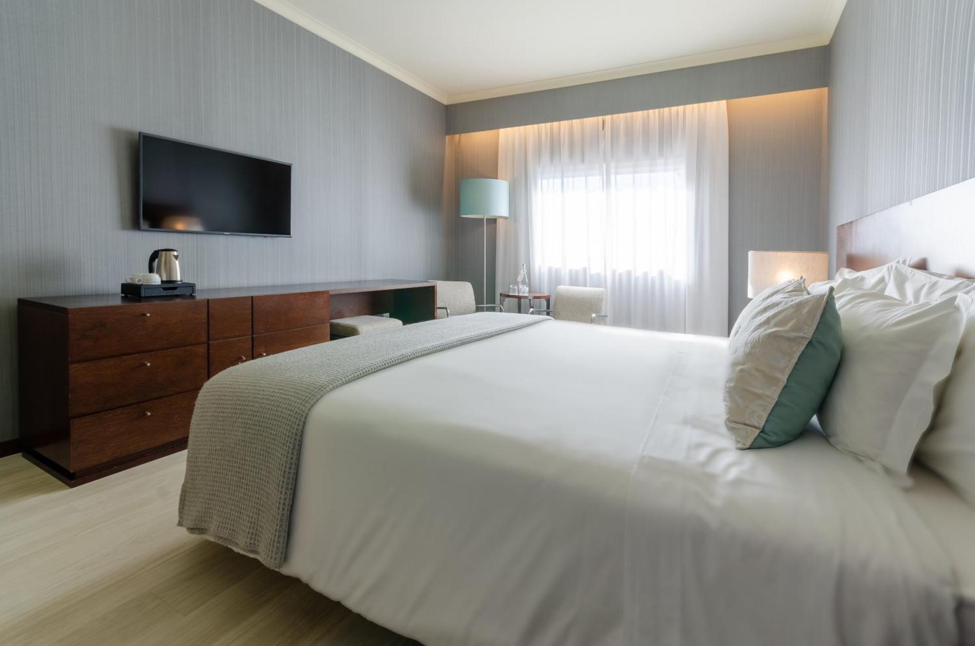 Double or Twin Room Extra Bed