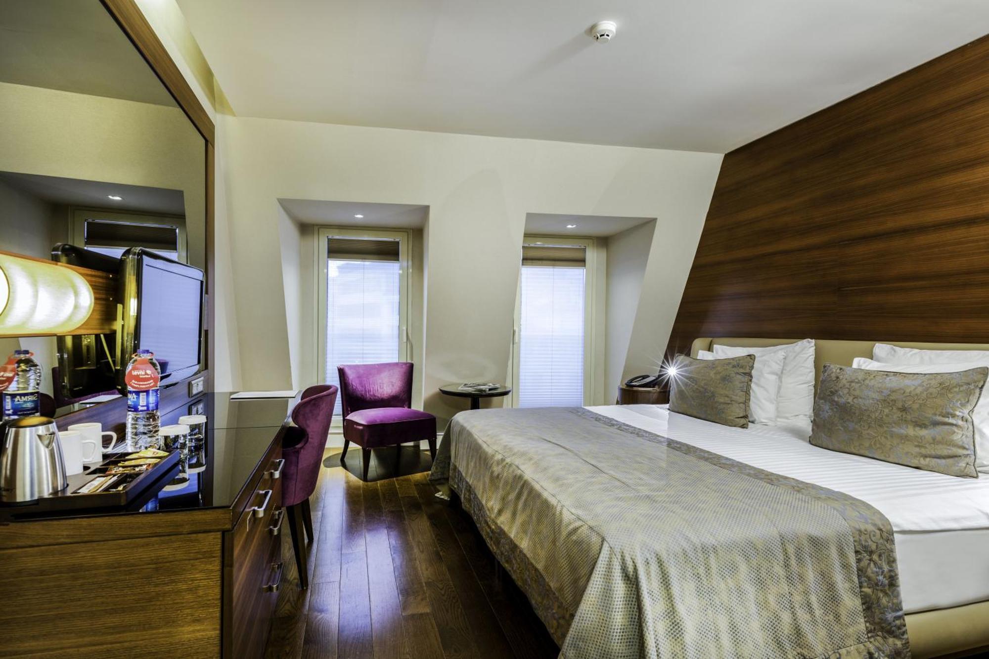 Executive Double Room,1525634845:JPEG