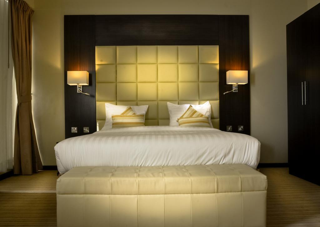 Superior Suite,690986127:JPEG