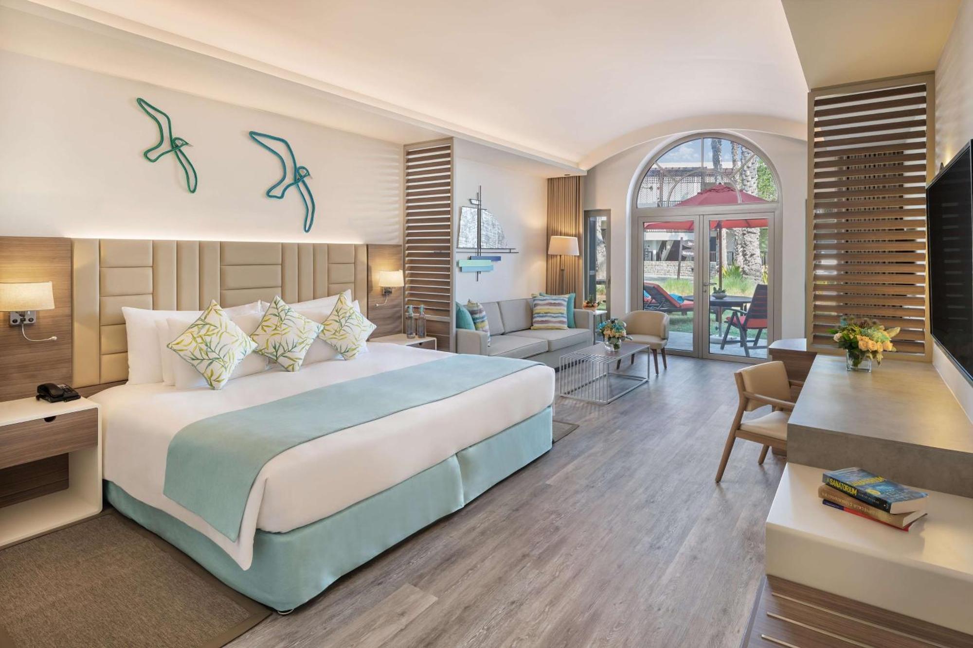 Premium Garden Terrace Junior Suite