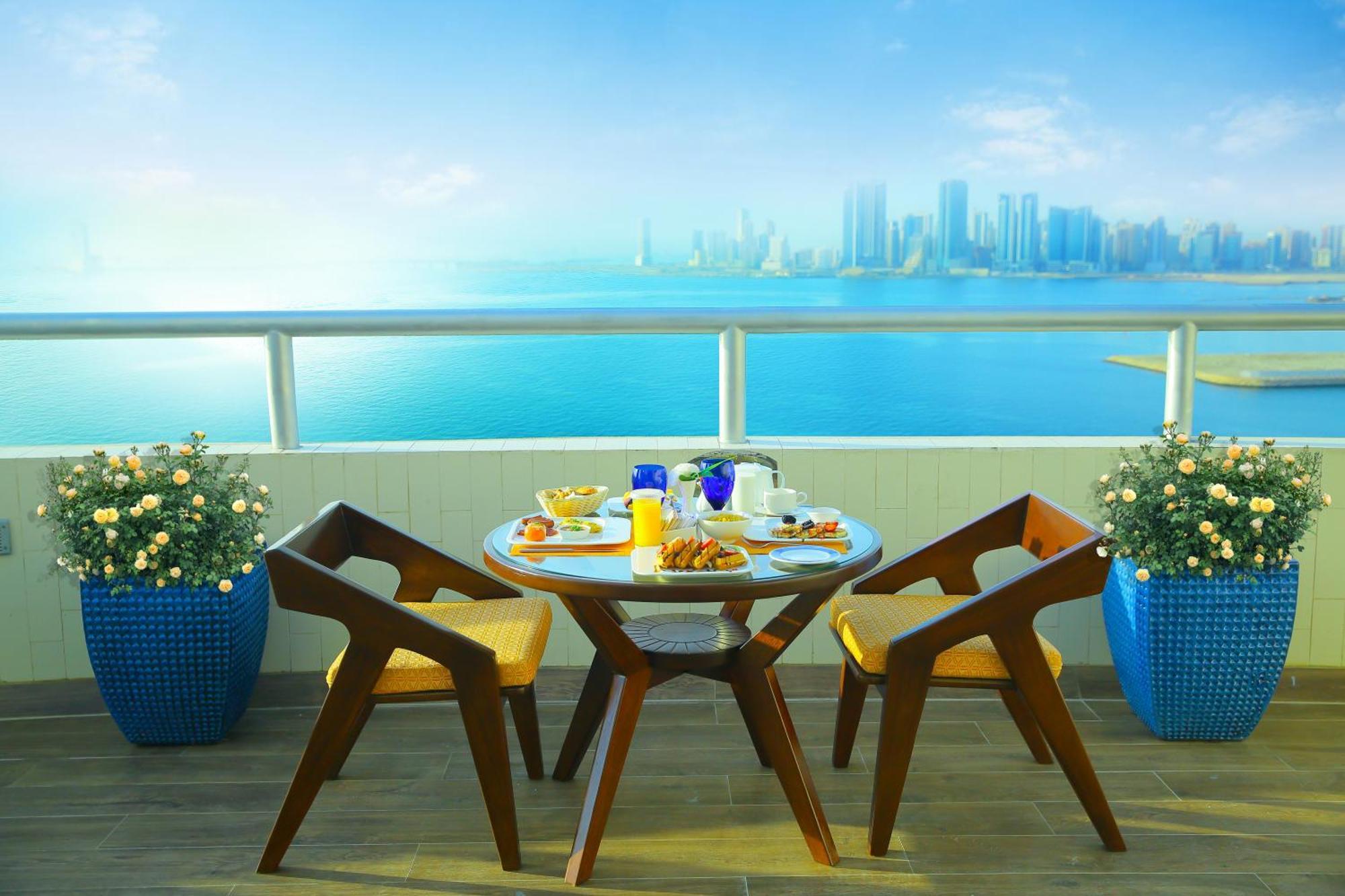 One-Bedroom Suite Balcony,1529424283:JPEG