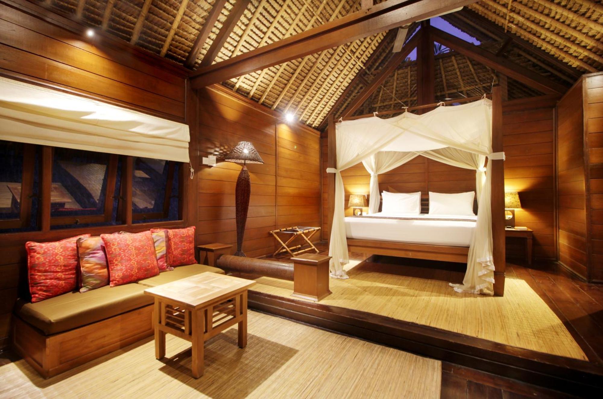Deluxe Double Wooden Room