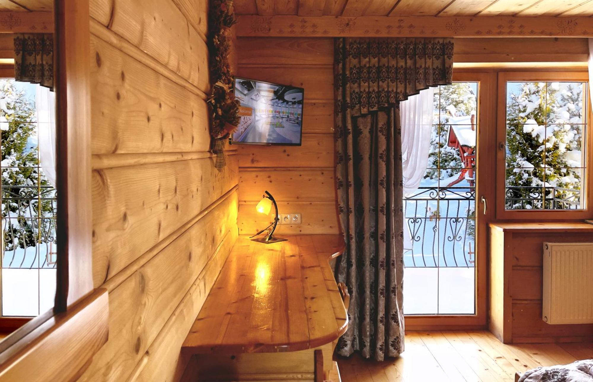 Deluxe Double Room with balcony and Garden View,1554668314:JPEG