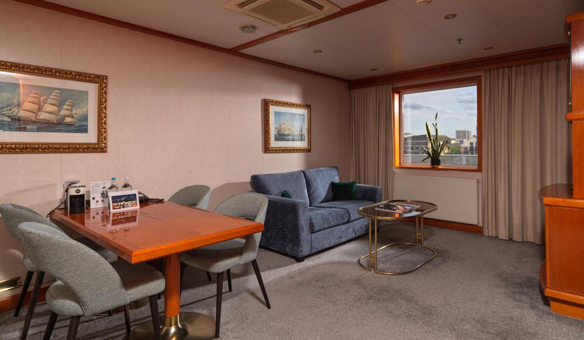 Juniorsuite med flodudsigt