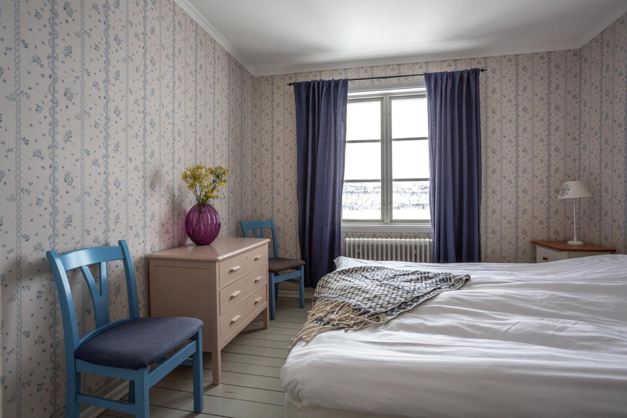Dubbelrum med sjöutsikt