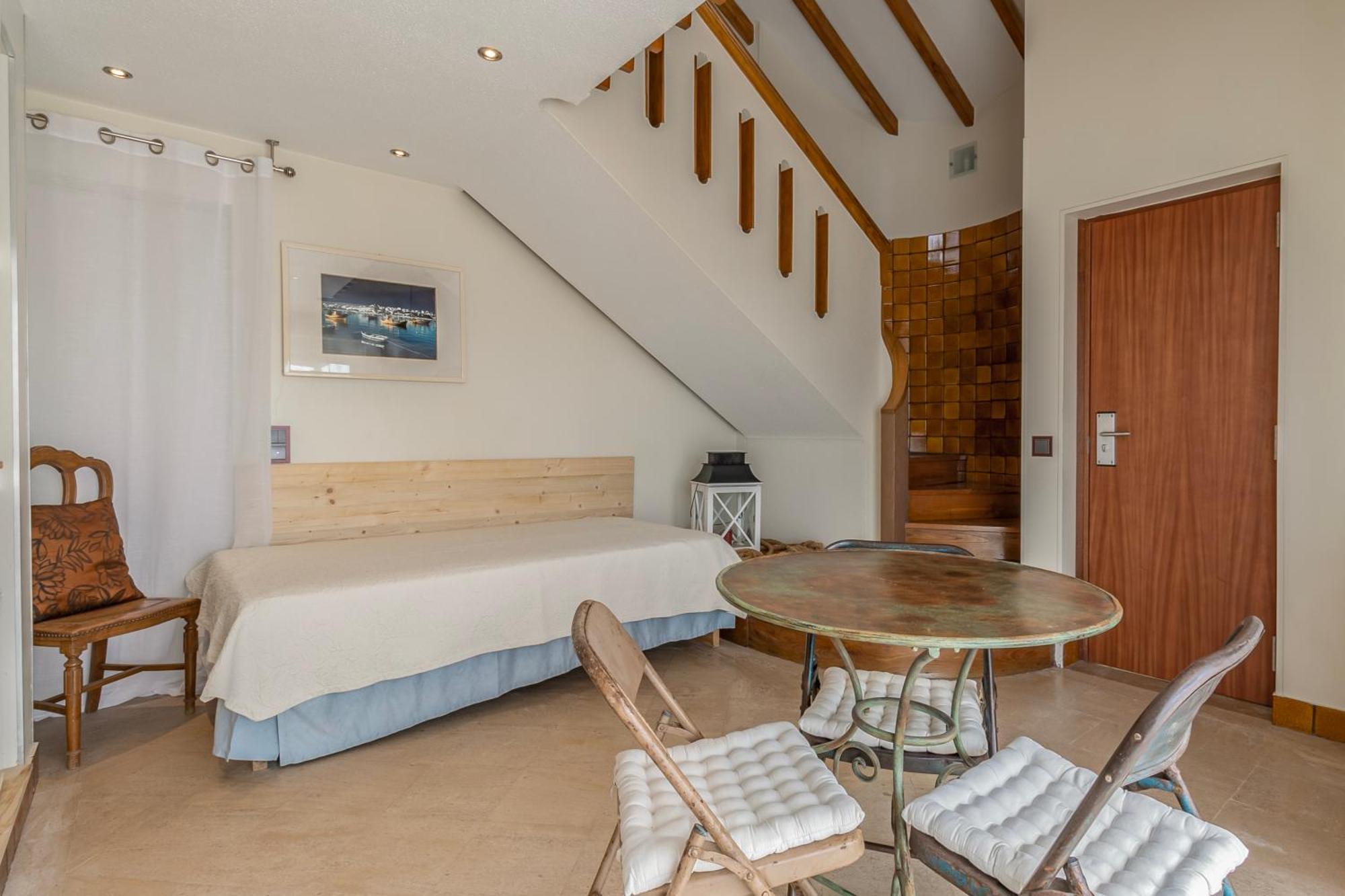 – Suite over 2 plan