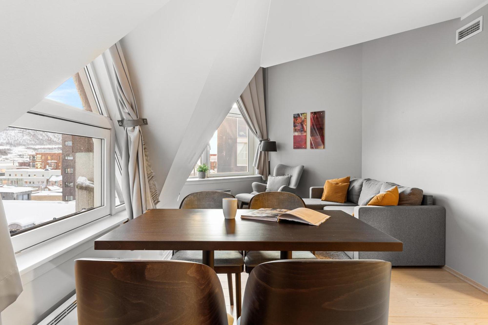 Deluxe Suite