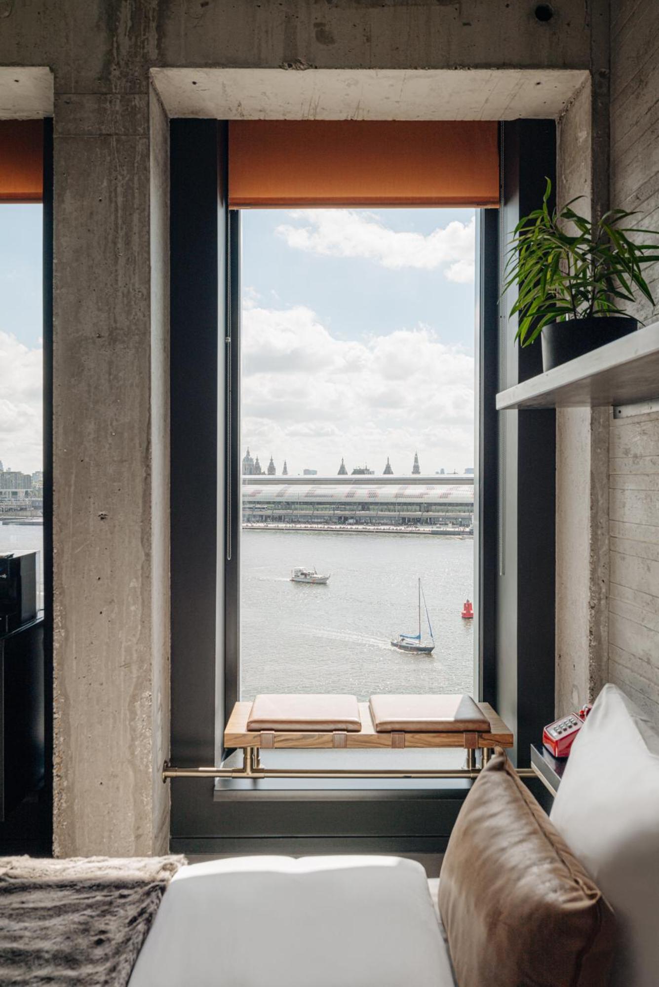 Deluxe Room City View