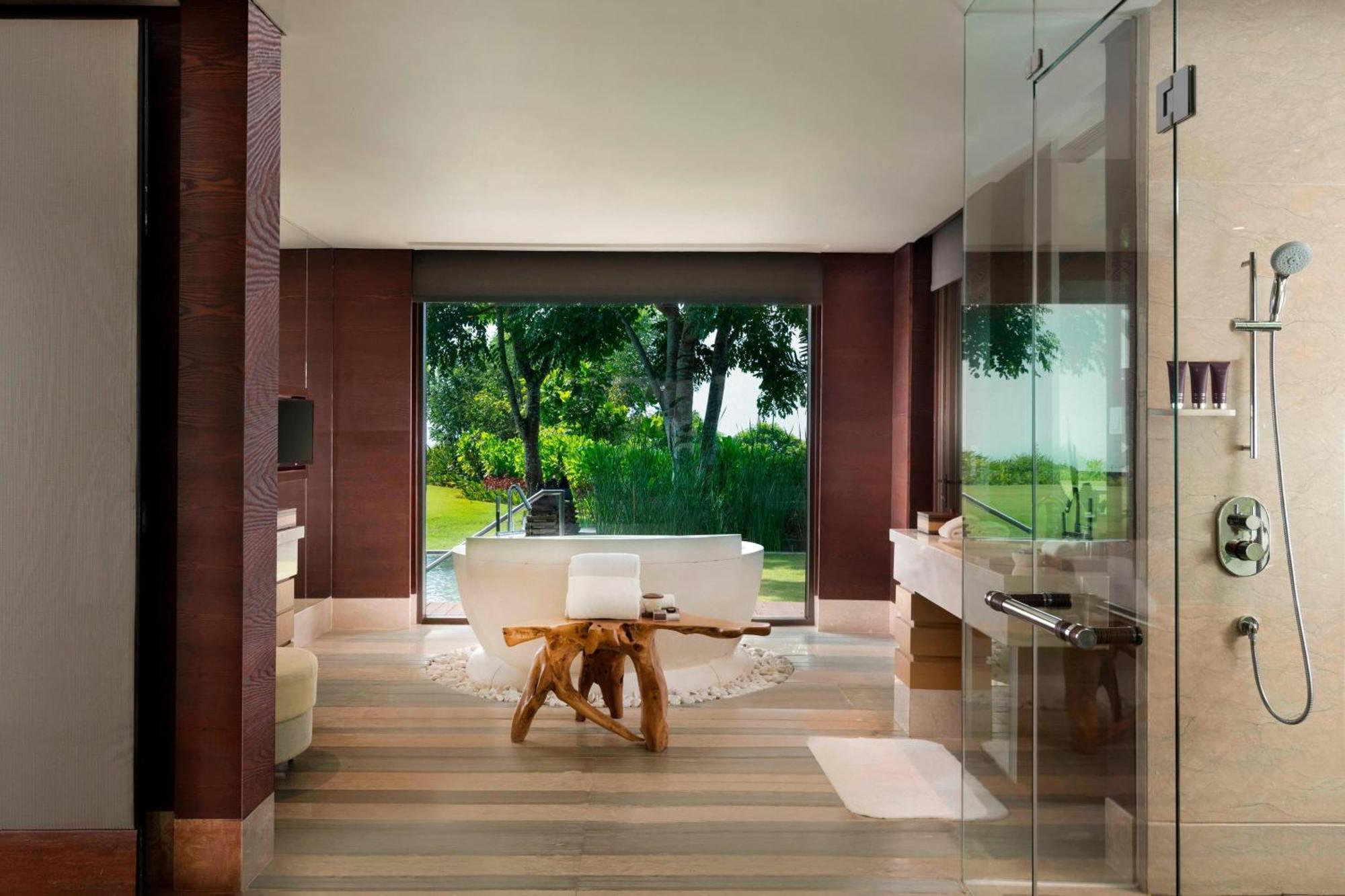One-Bedroom Ocean View Villa Daily Resort Activity