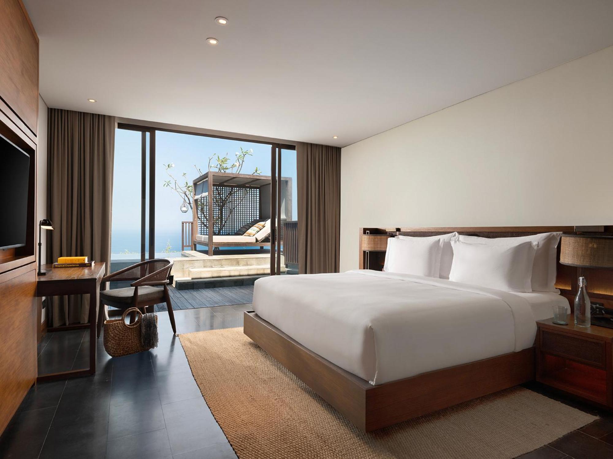 Sky Pool Penthouse – Two Bedrooms