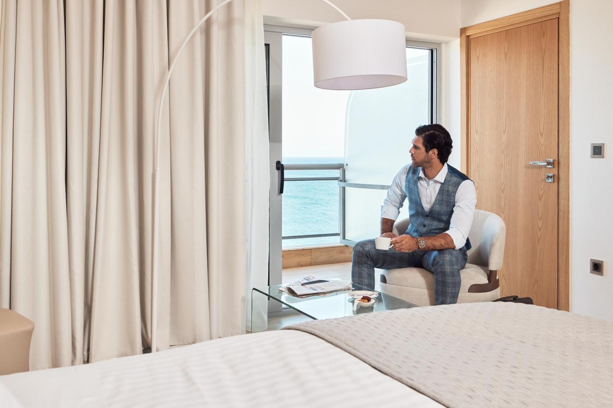 Junior Suite with Sea View,1709959427:JPEG