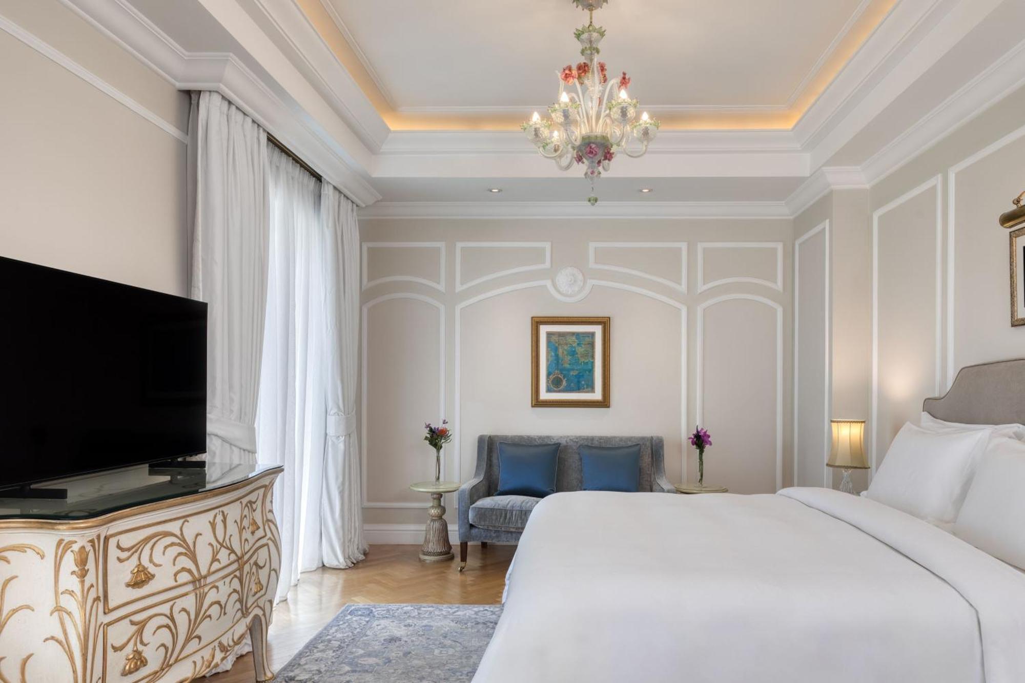 Deluxe Acropolis Guest room 1 King City view,1543495948:JPEG