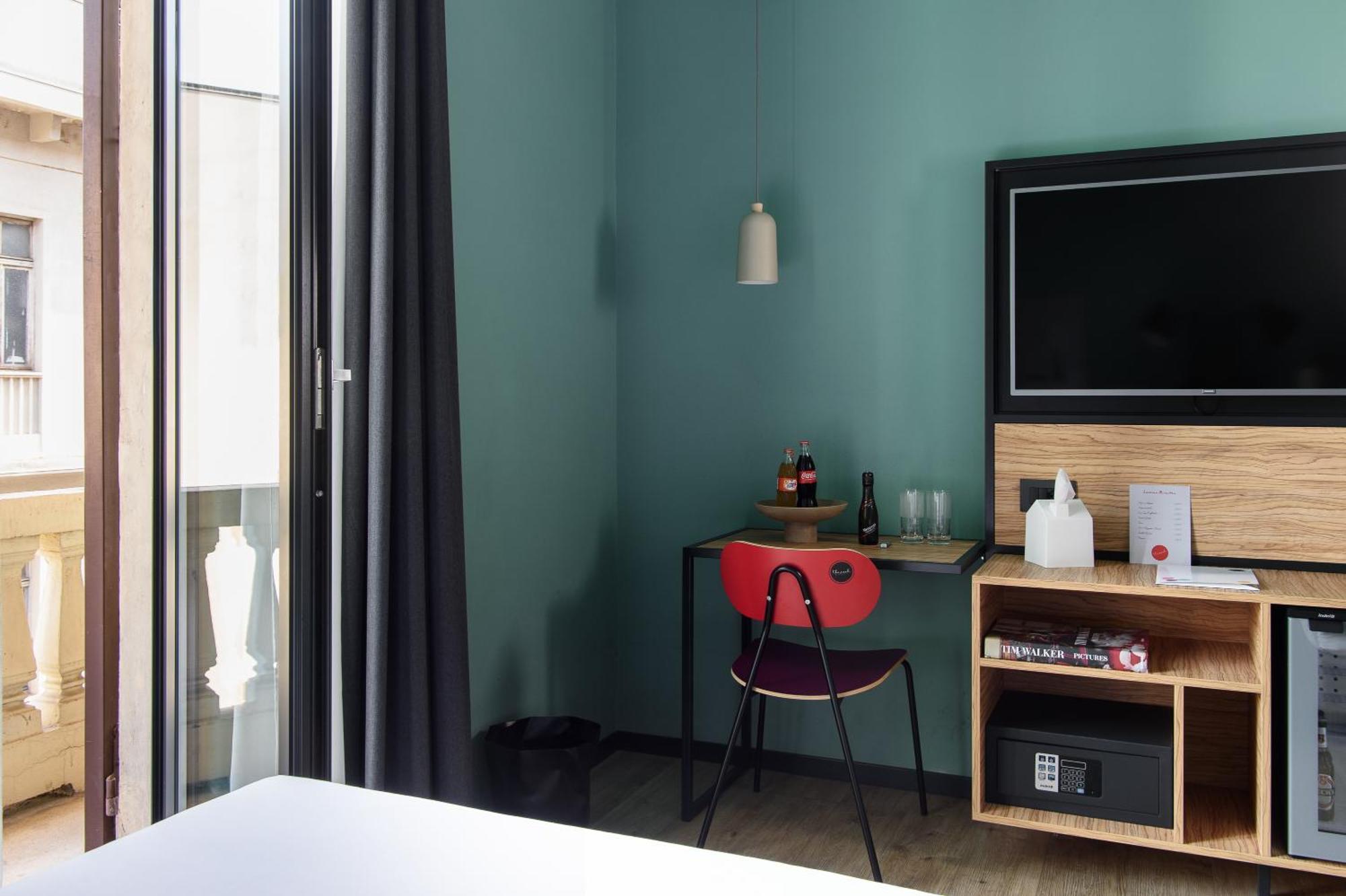 Superior Twin Room,1543264906:JPEG