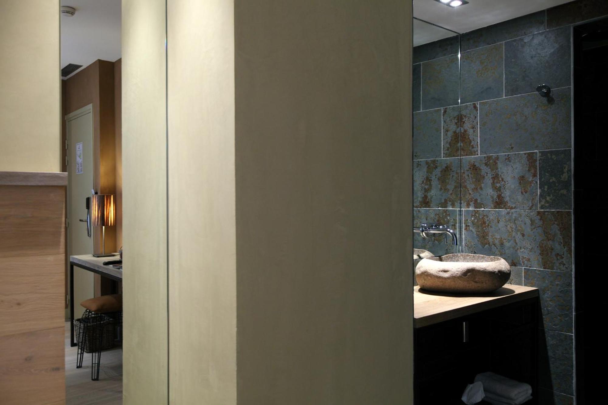 Intuition Room