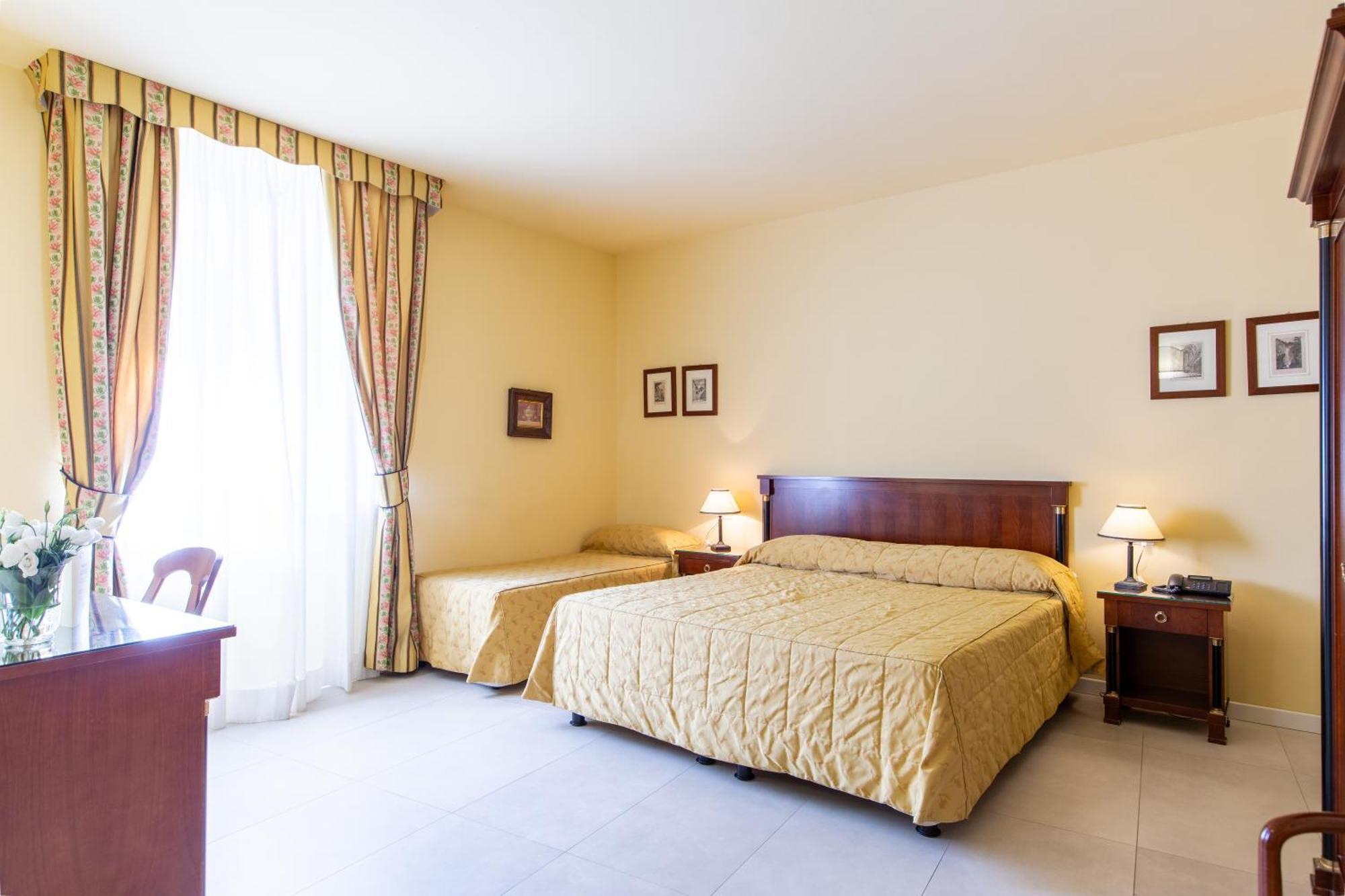 Superior Triple Room,1544986459:JPEG