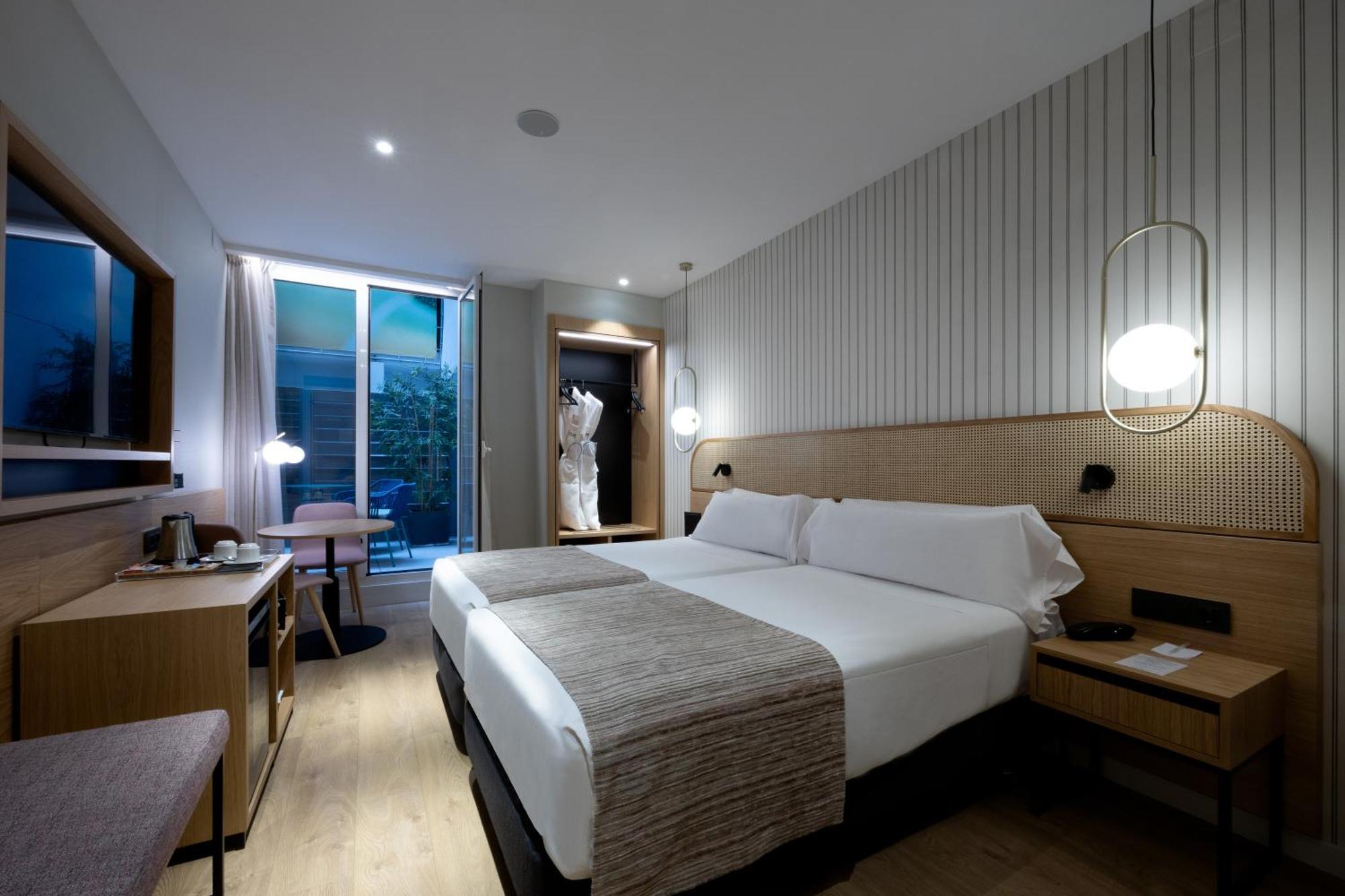 Double or Twin Room with Balcony or Terrace