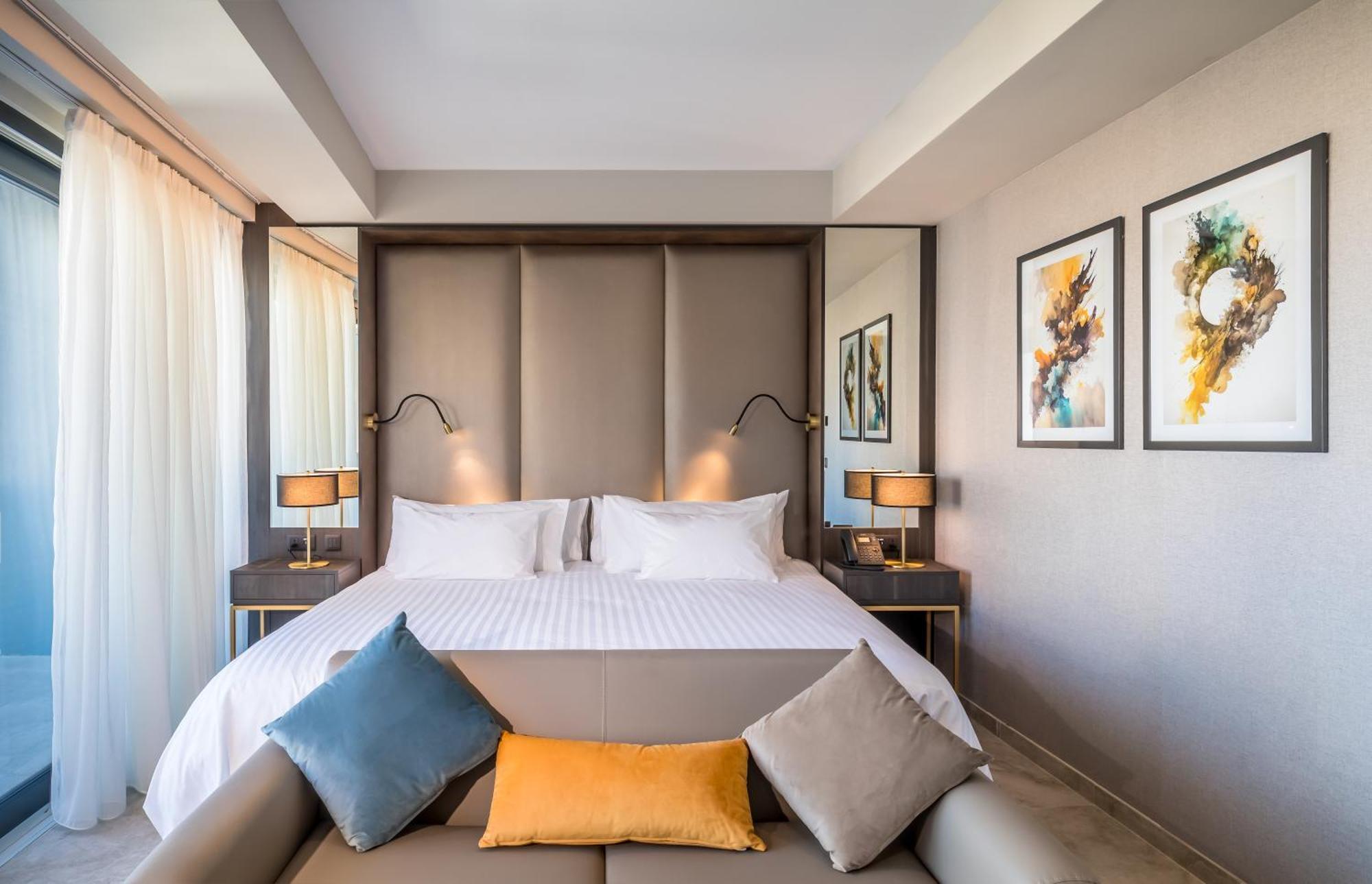 Deluxe Double or Twin Room Sea View