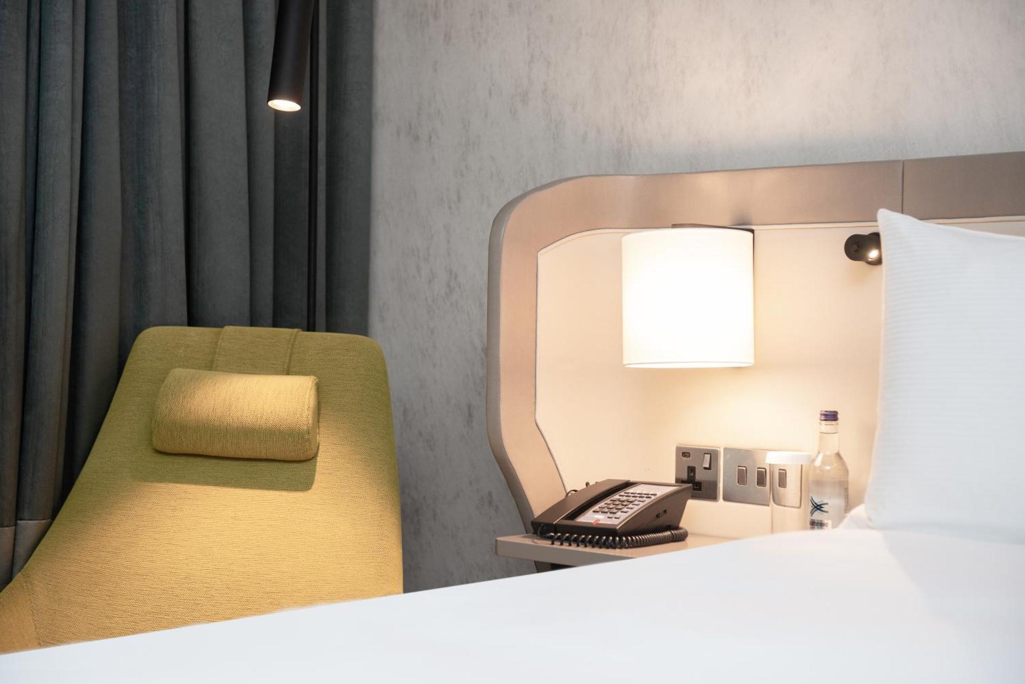 Rom Executive med king-size-seng og salongadgang