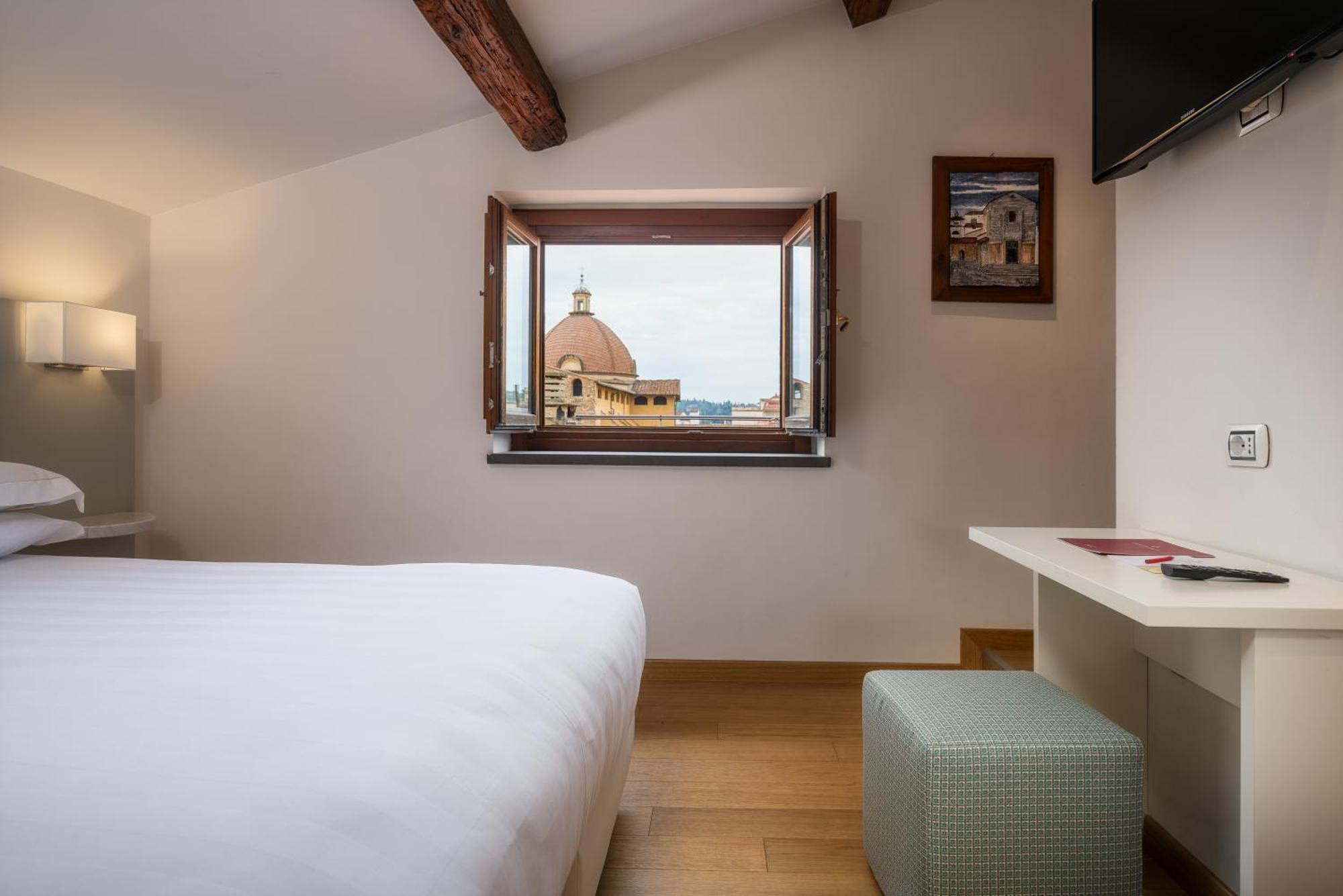 Double Room,1706292655:JPEG