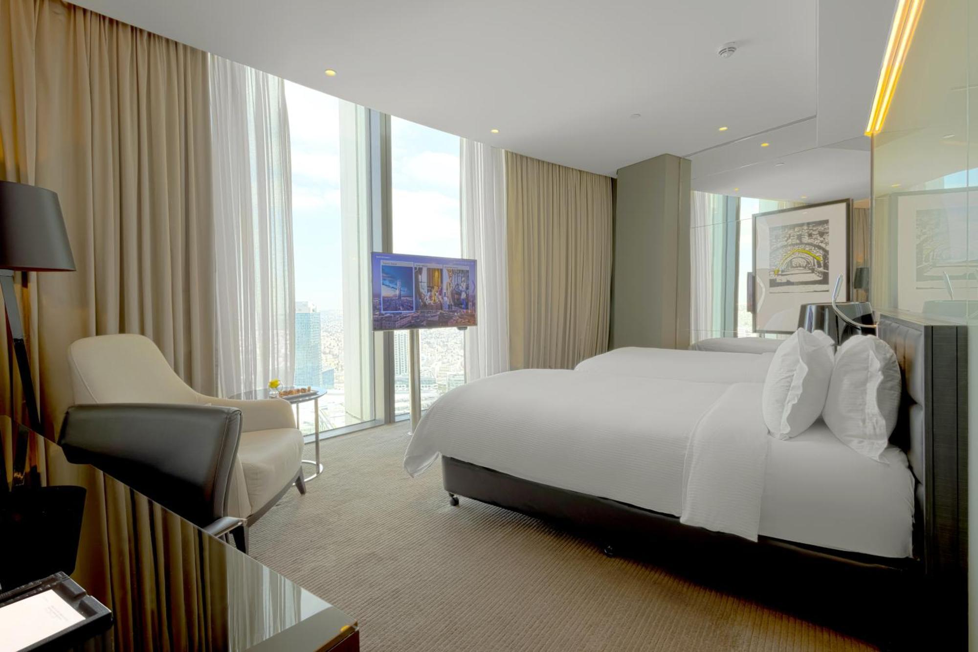 High Floor Room –  Twin Bed City View