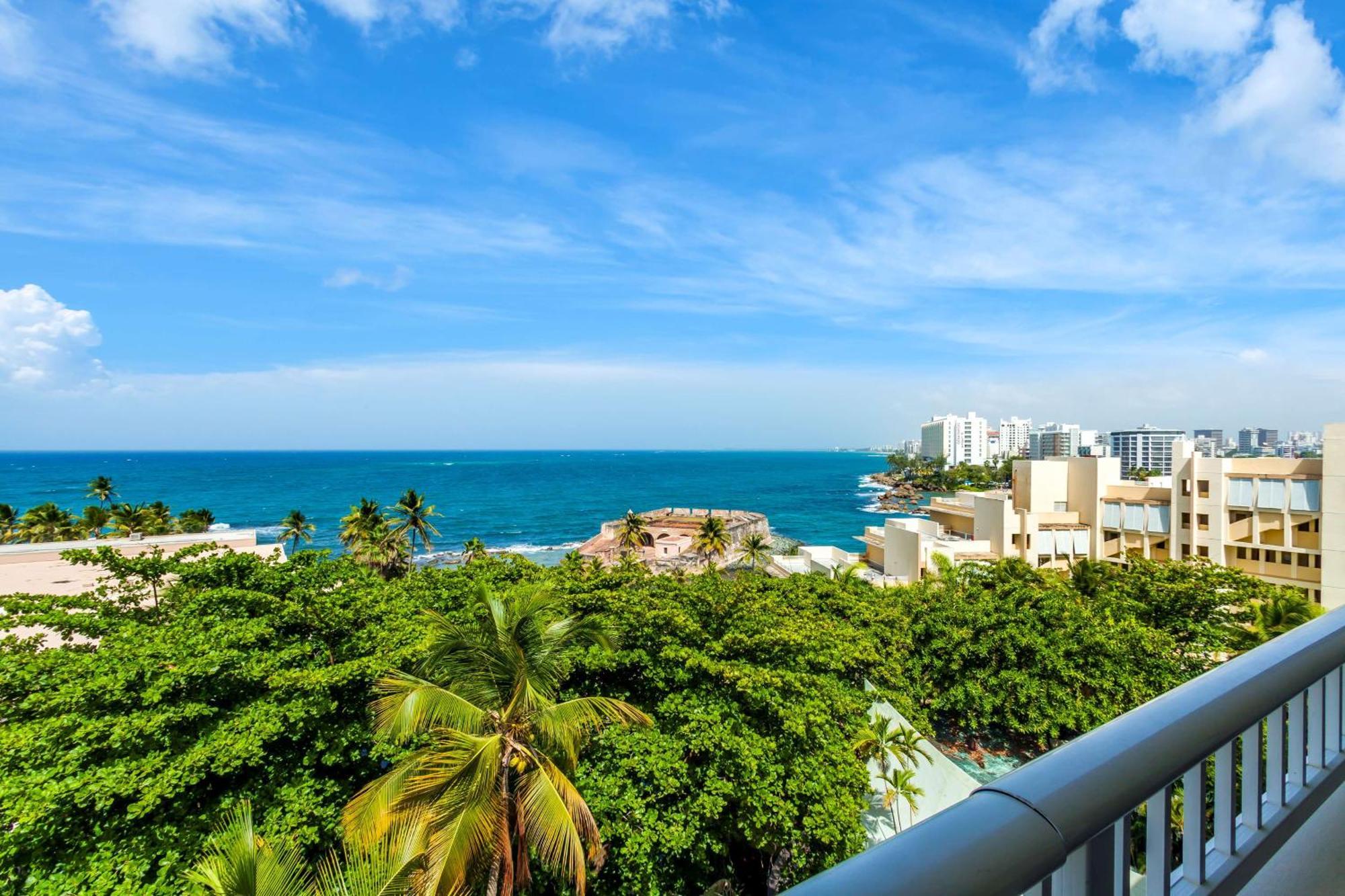 Signature King Room with Ocean View
