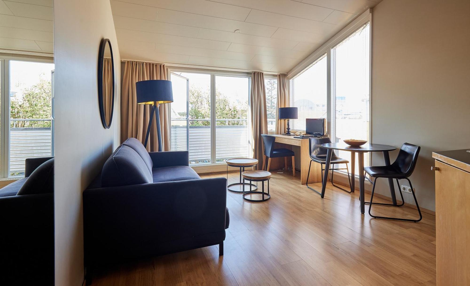 One-Bedroom Apartment