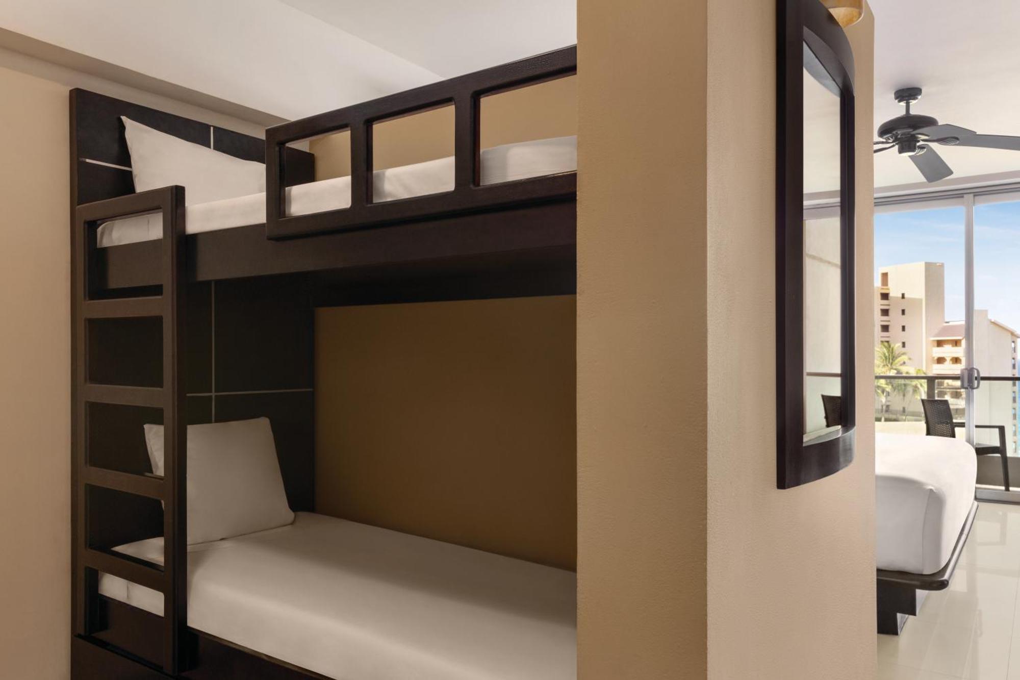 Family Suite One King Bed