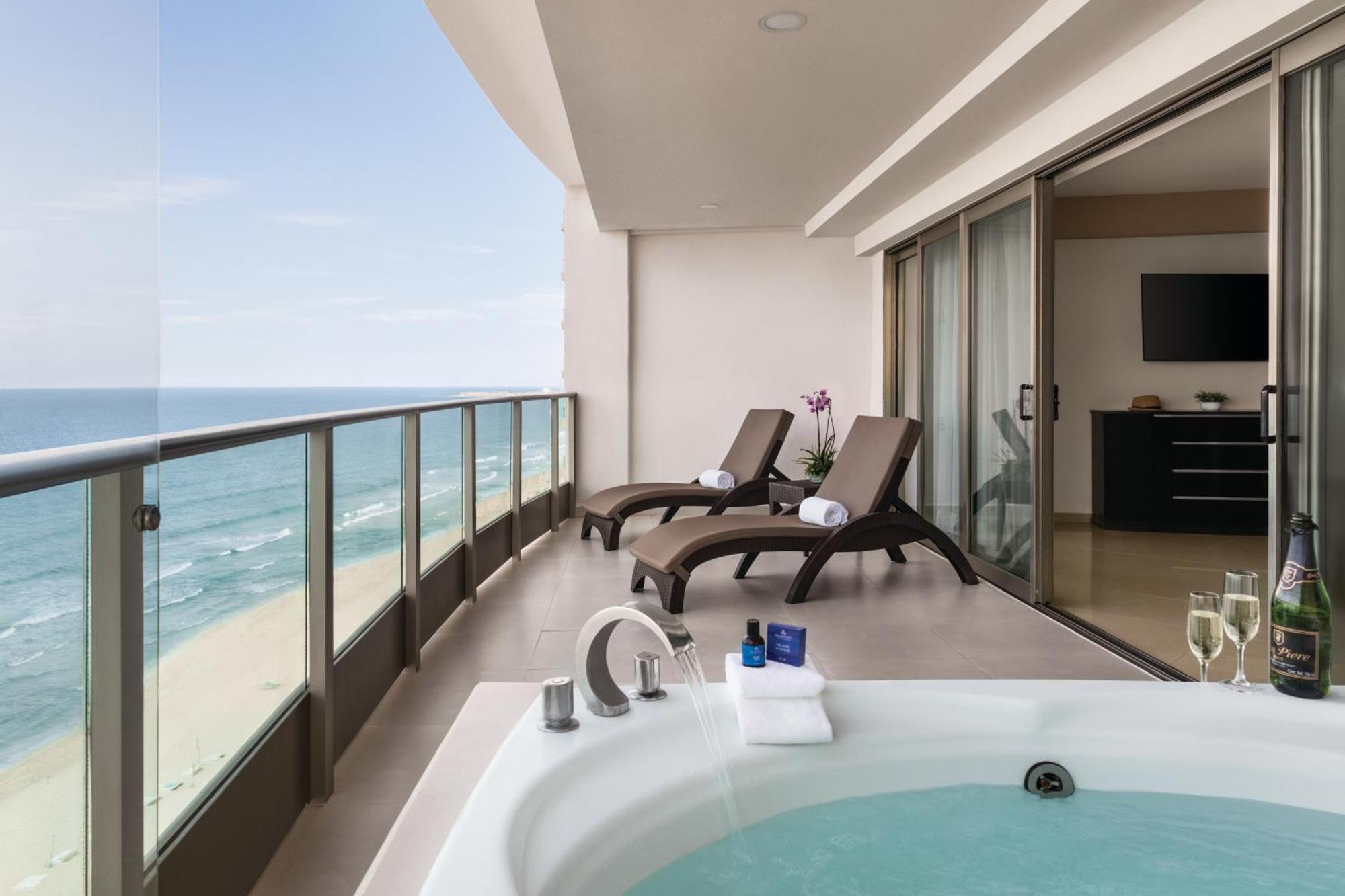 Ocean Front Suite Two Double Beds Adults Only