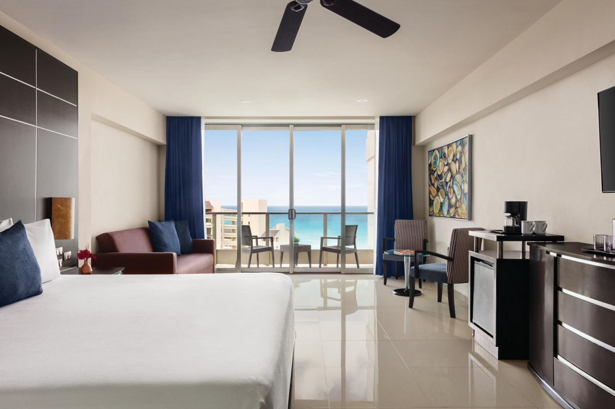 Luxury Suite One King Bed