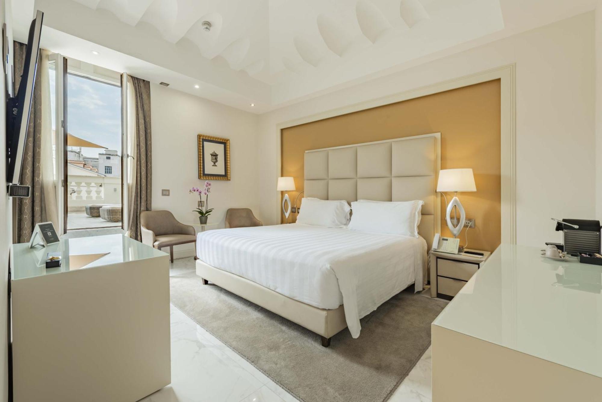 Prestige King Room Terrace
