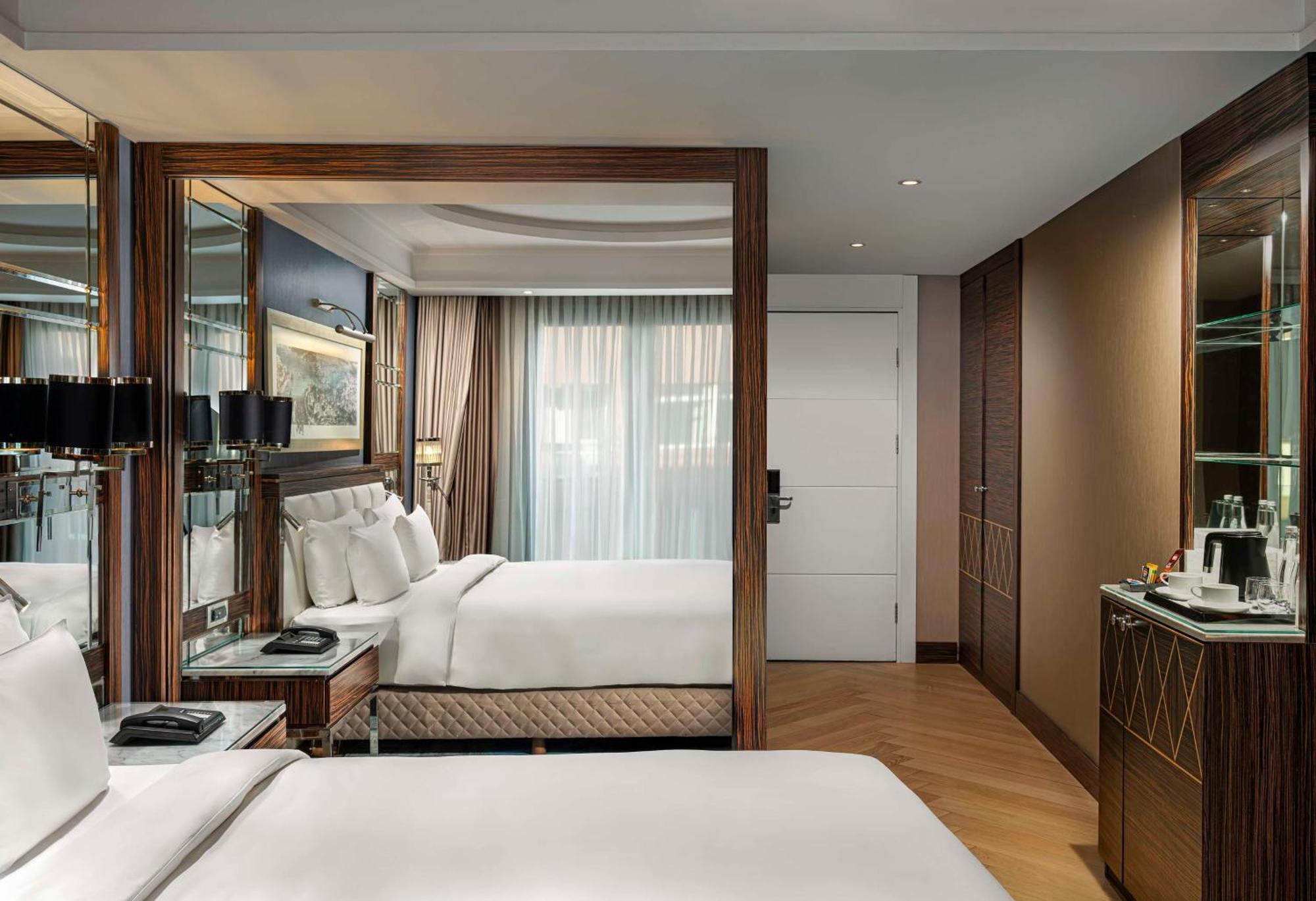 Executive Room,1551592666:JPEG
