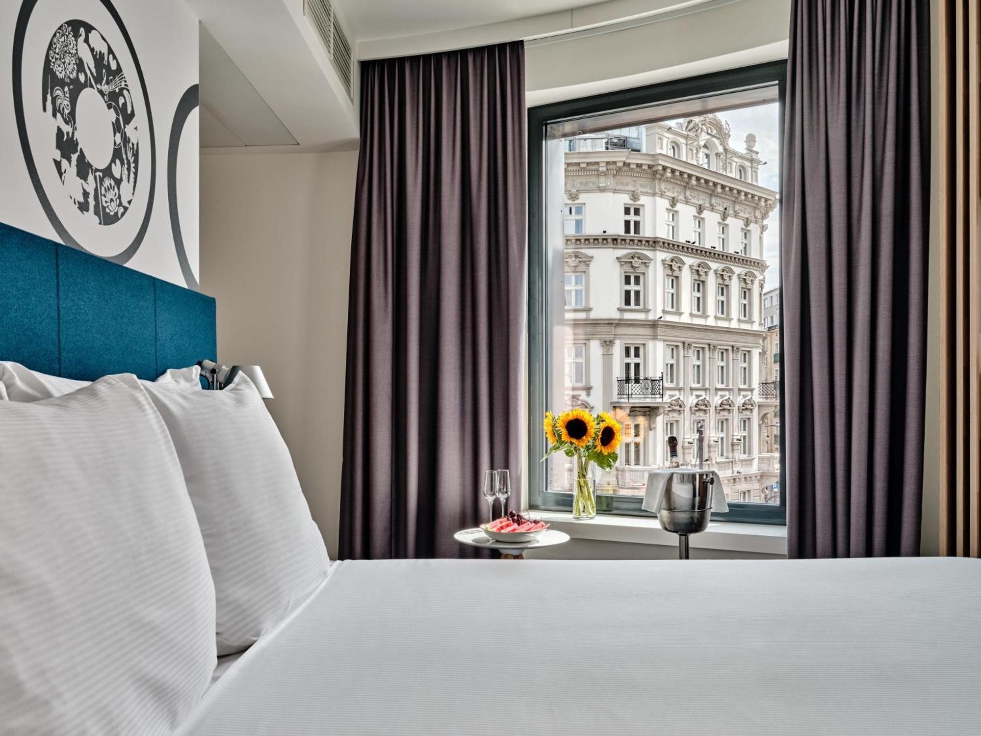 King Suite City View