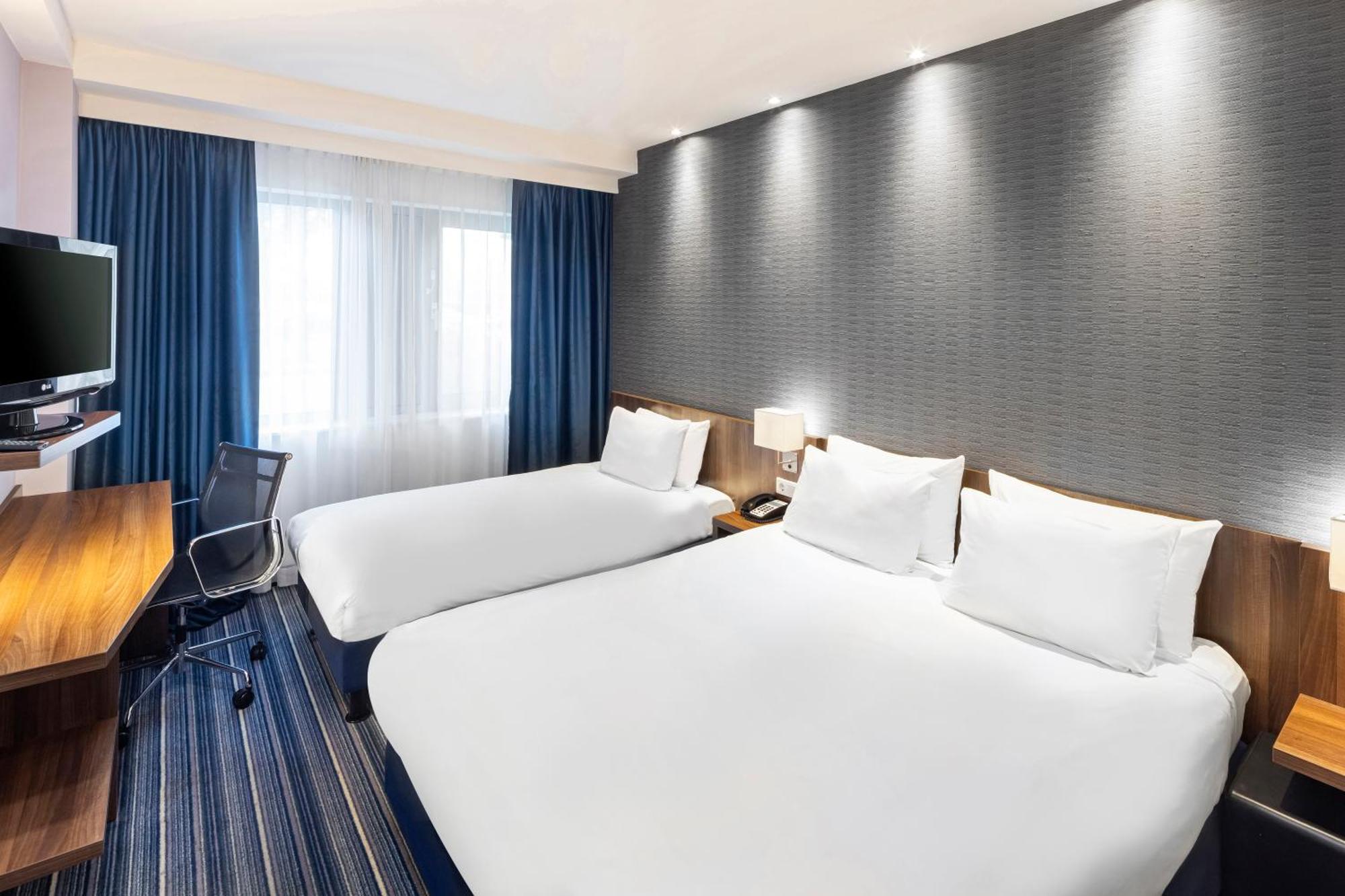 Standard Double Room One Double Bed One Single Bed,1275270451:JPEG