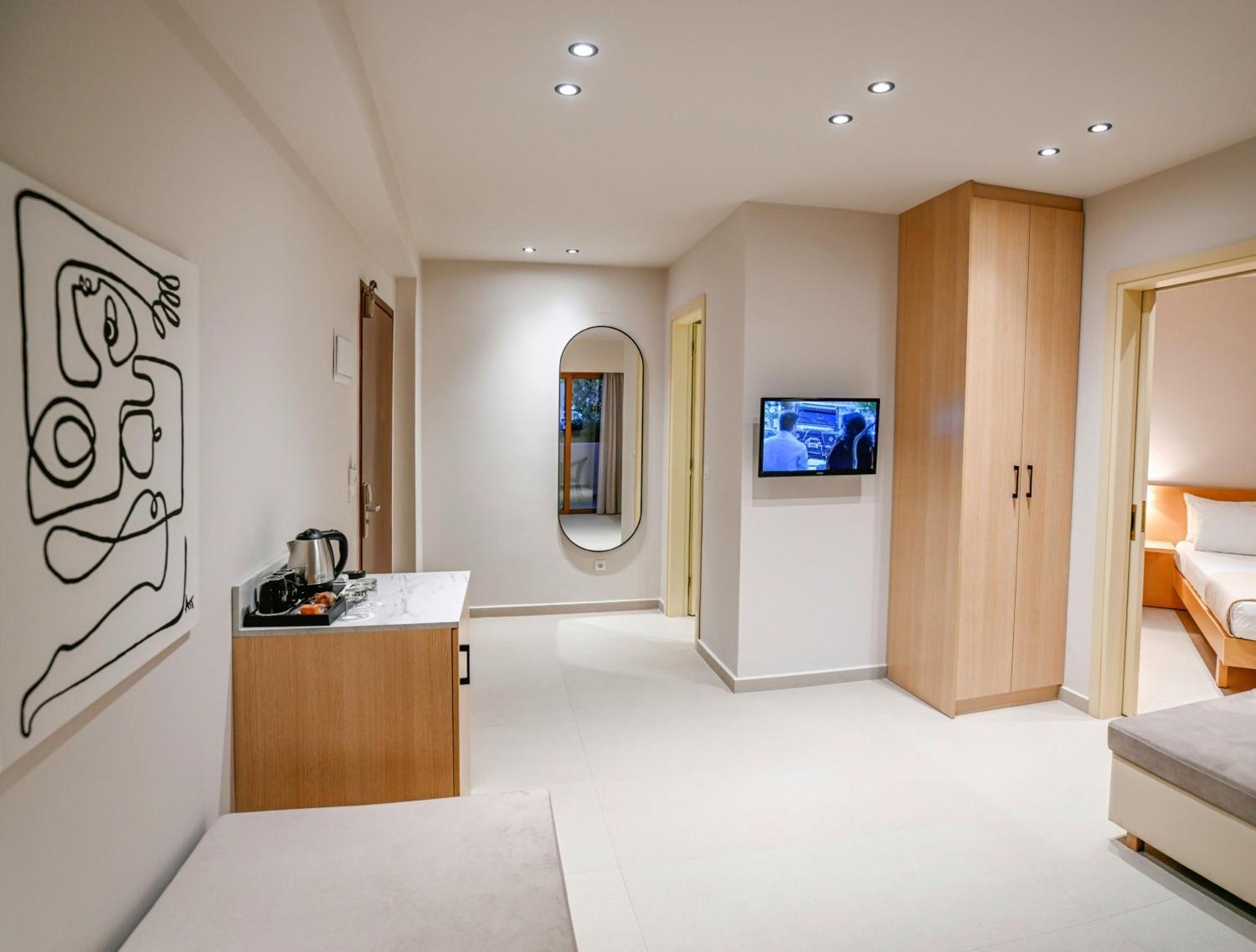 Junior Suite,1550795158:JPEG