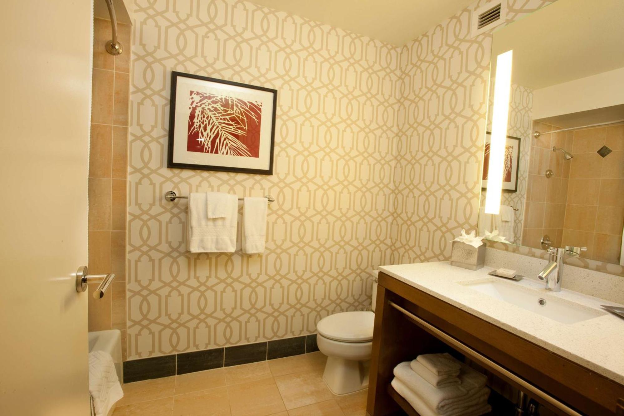 King Room No Resort Fees