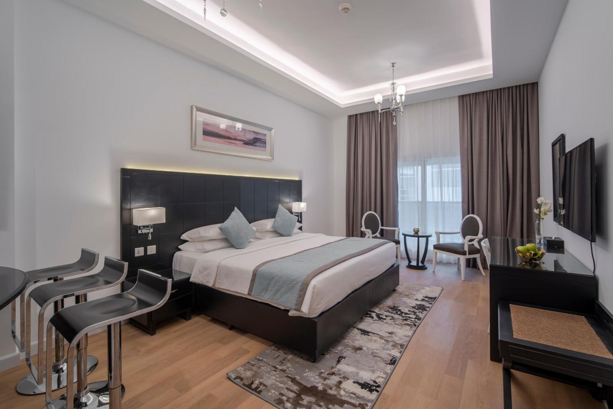 Premium Studio Apartment Balcony